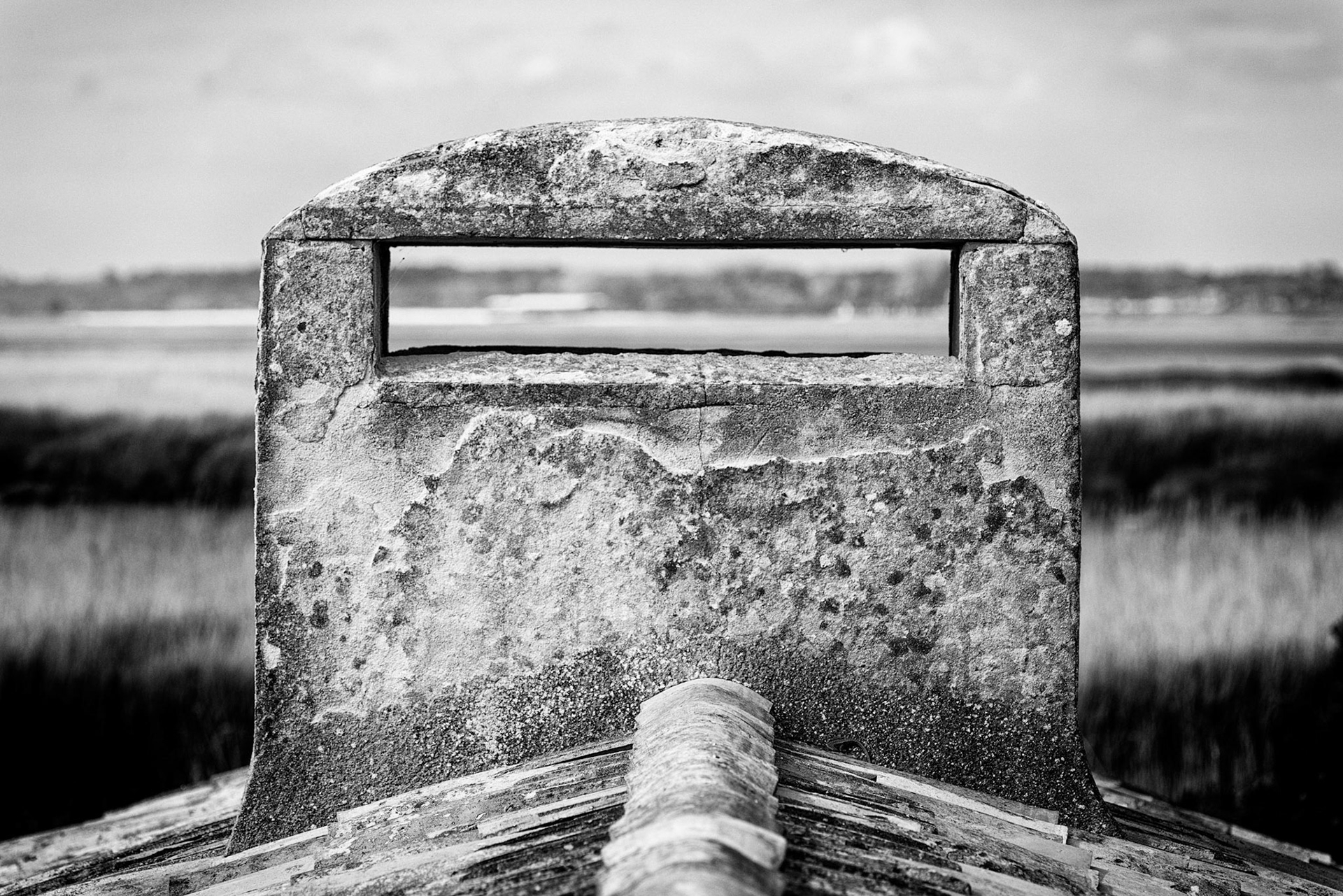 Réserve ornithologique du Teich : cheminée de la cabane de l'éclusier