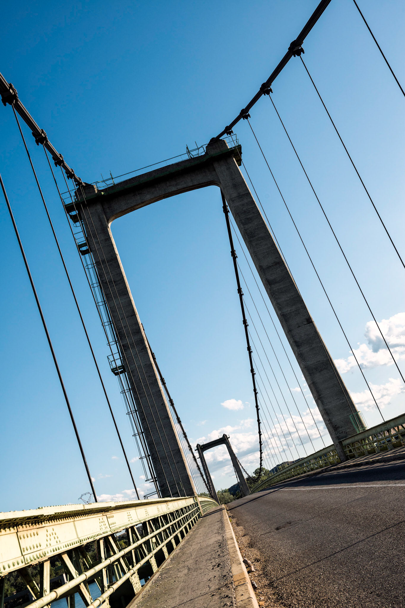 Rhône : pont de Mantfaucon (D976 près d'Orange)
