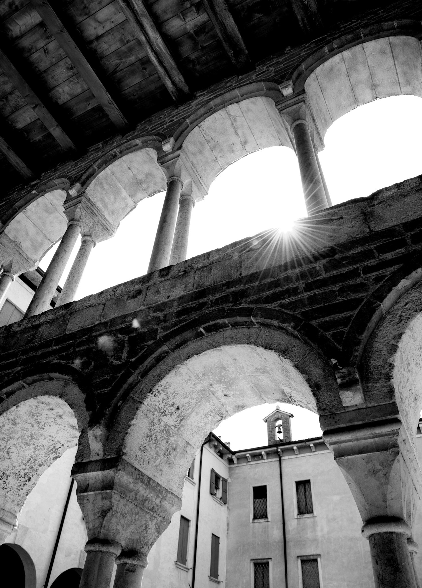 Vérone : cloître du Duomo