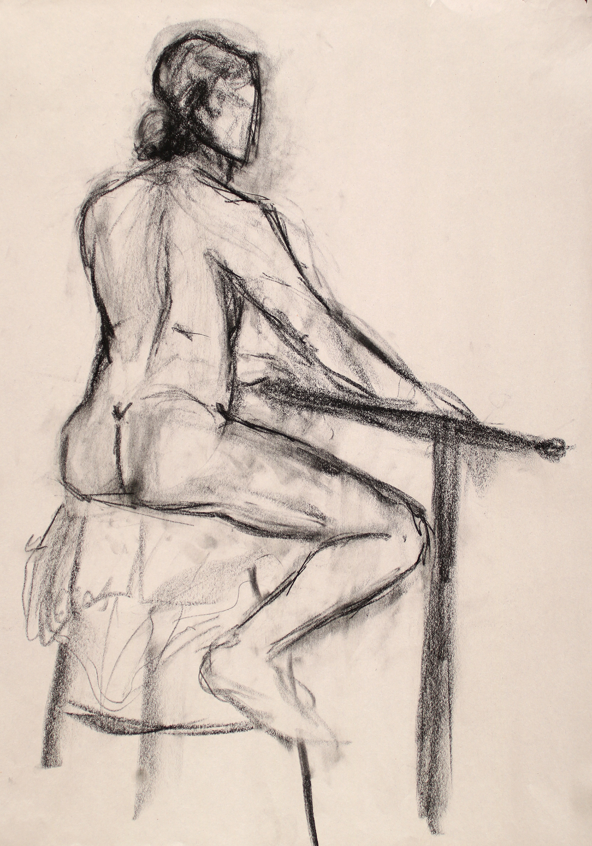Fifteen-minute gesture drawing based on the figure of a live male model, focusing on the proportions of the human figure.