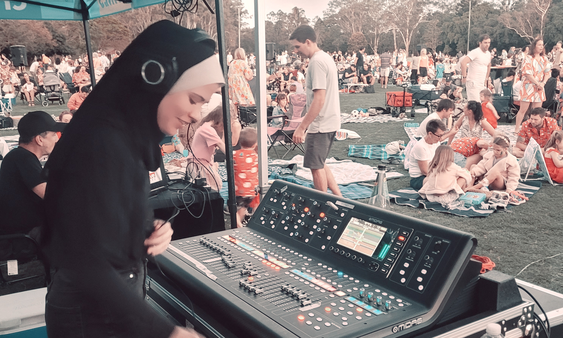 FOH Engineer at the Ashgrove Christmas Carols 2023