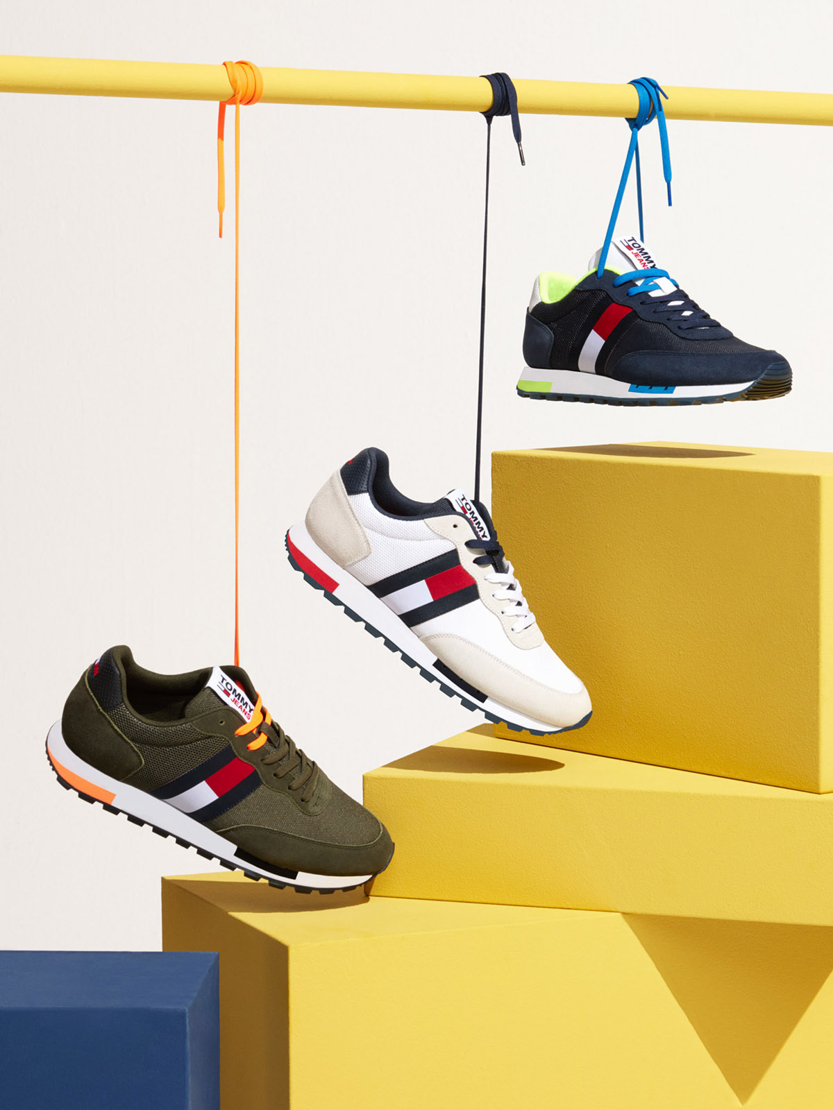 TOMMY HILFIGER