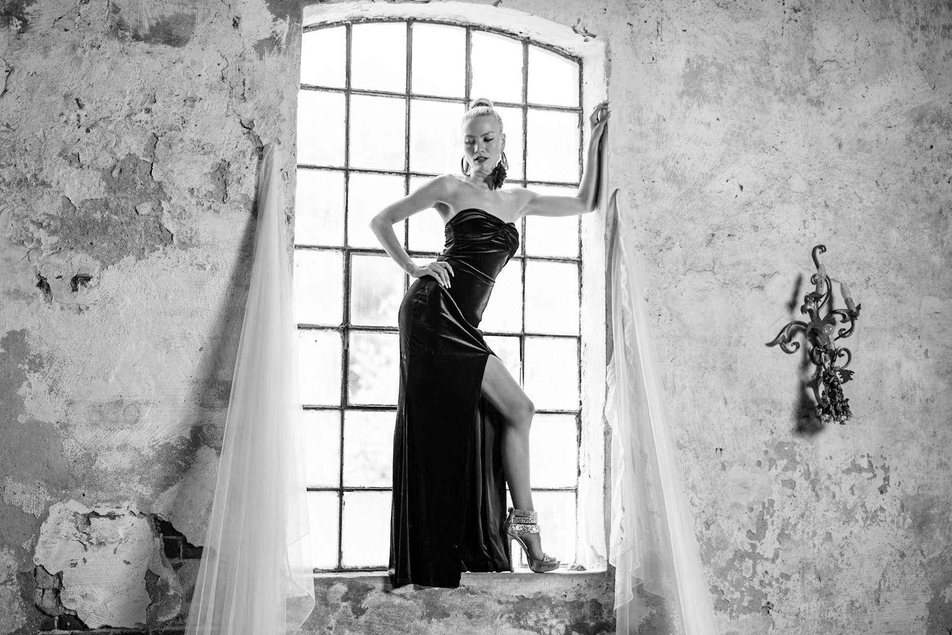 Lostplace-Shooting mit Alina