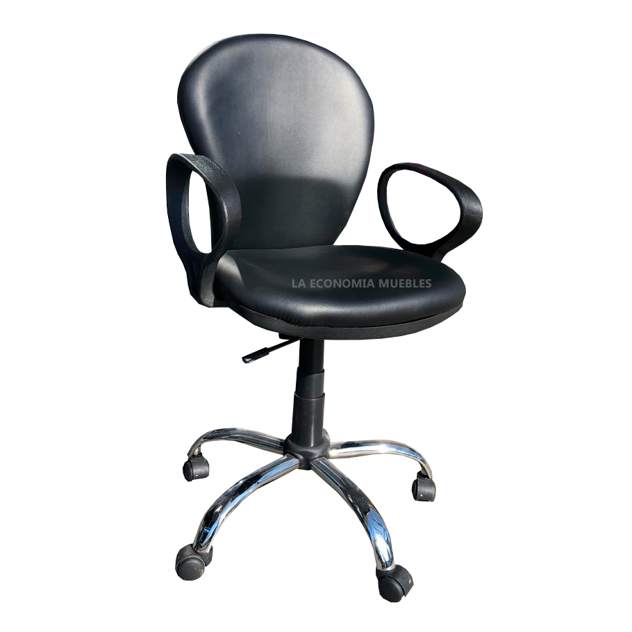 Silla giratoria y neumática con patas cromadas.