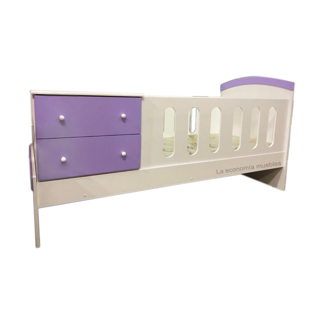 Cuna funcional, desmontable, convertible en cama de una plaza, con baulera y dos cajones con guías metálicas. Laqueada blanca y lila, blanca y verde, blanca y rosa.