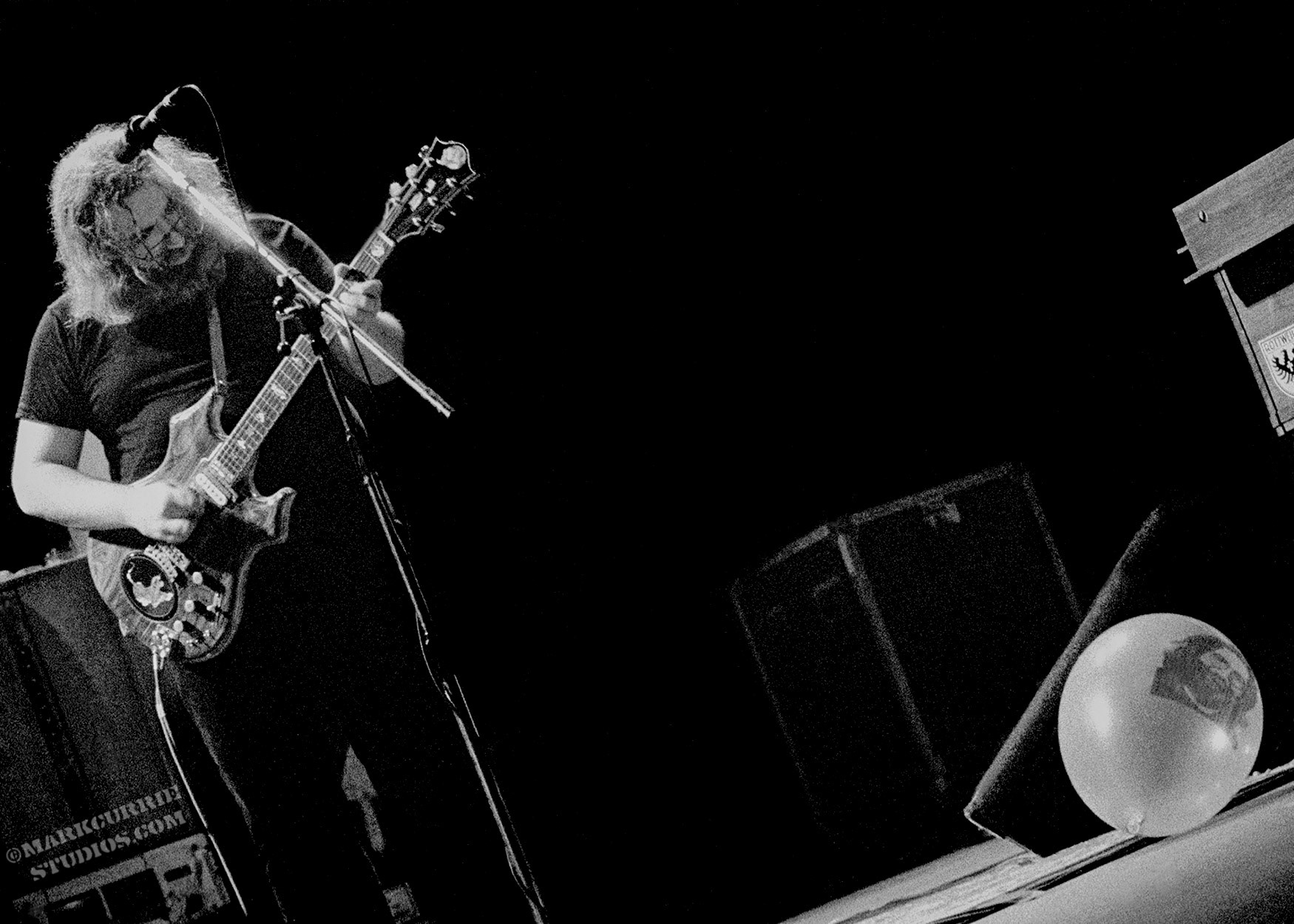 1984-4-24 Jerry Garcia New Haven 4