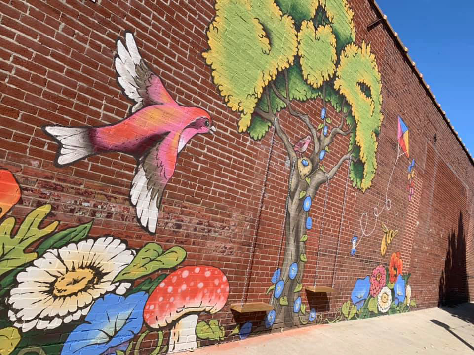 Belleville in Swing (detail)  |  Belleville Mural Project  |  225 E Main St  Belleville, IL 62220