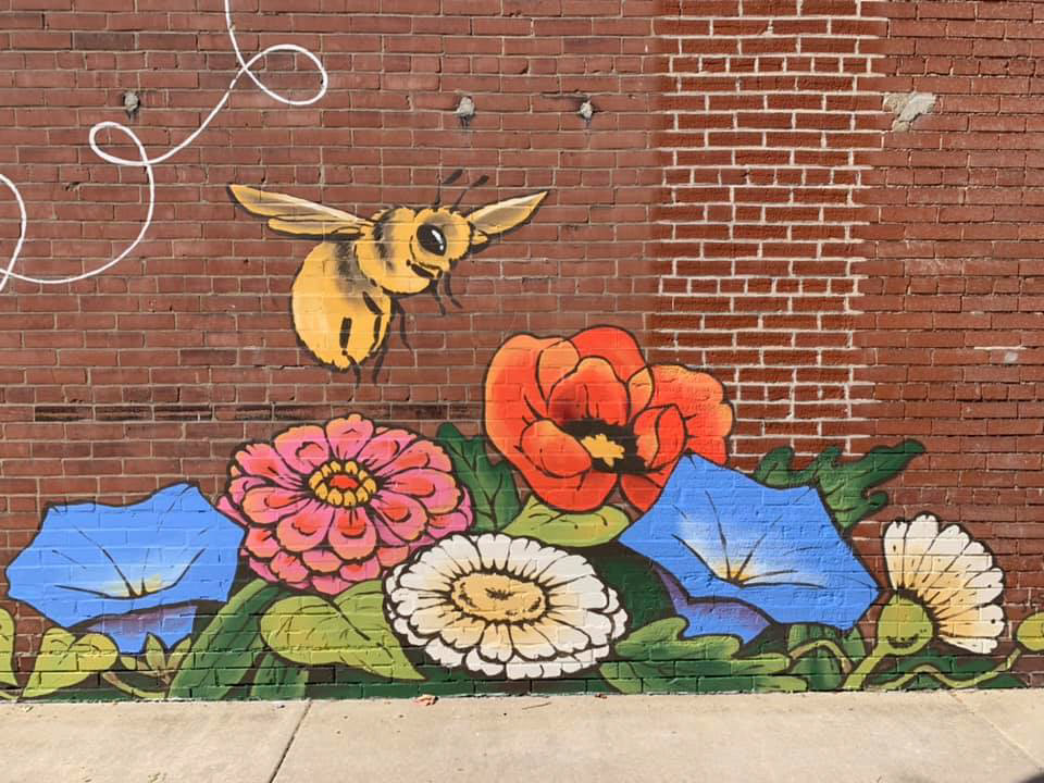 Belleville in Swing (detail)  |  Belleville Mural Project  |  225 E Main St  Belleville, IL 62220
