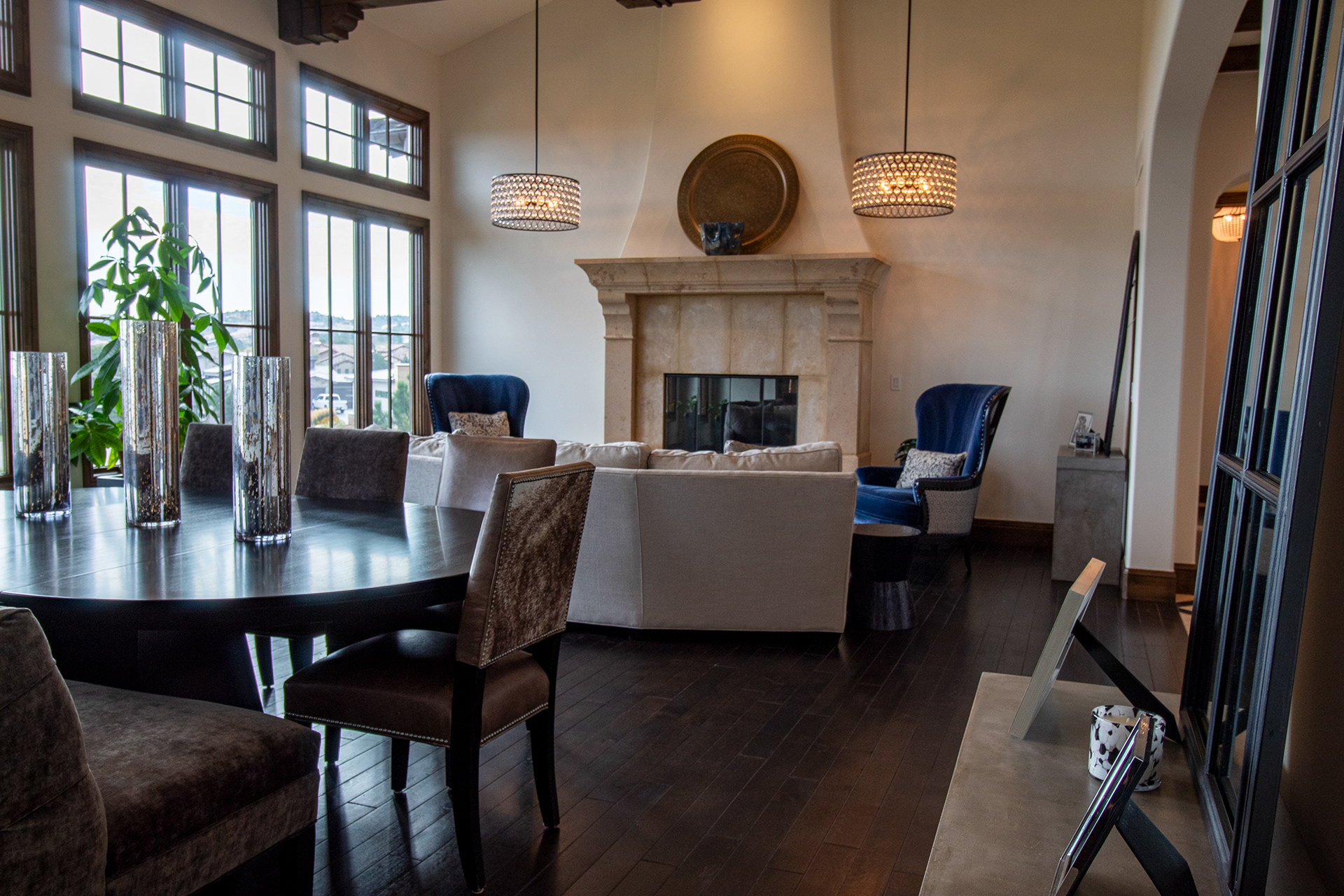 Main Living Room/Dining Room