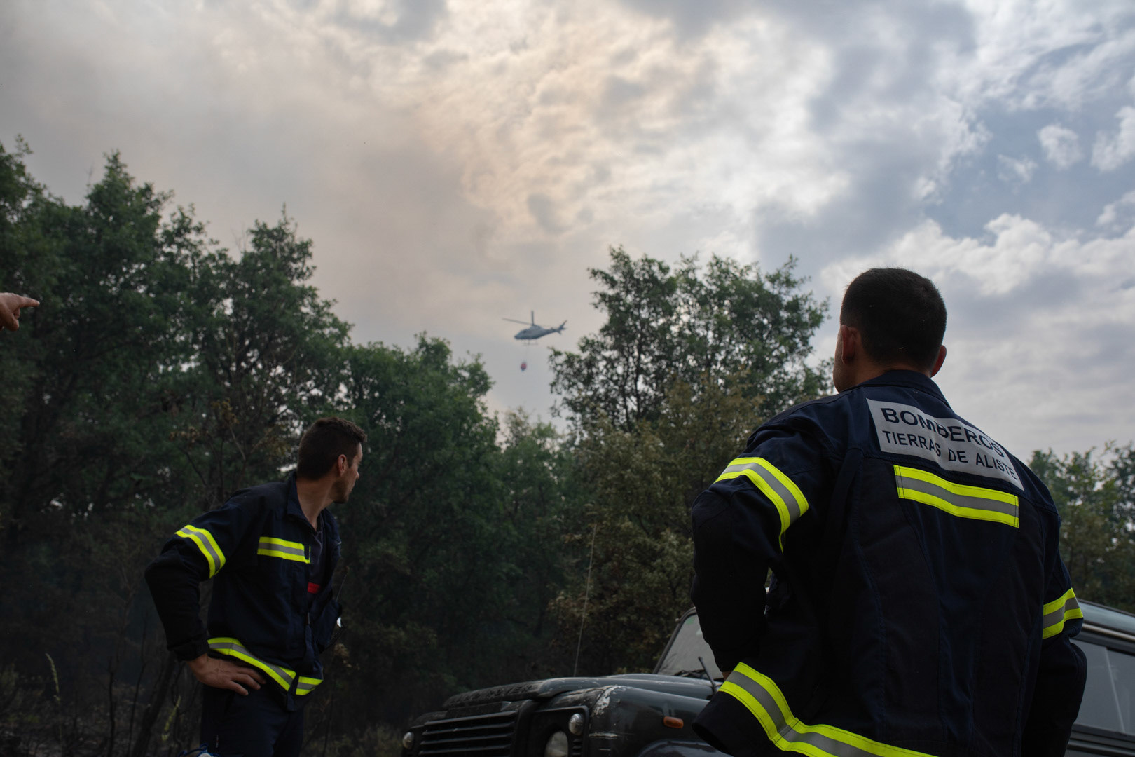 INCENDIO SIERRA DE LA CULEBRA. MAHIDE CARRETERA SAN PEDRO DE LAS HERRERIAS