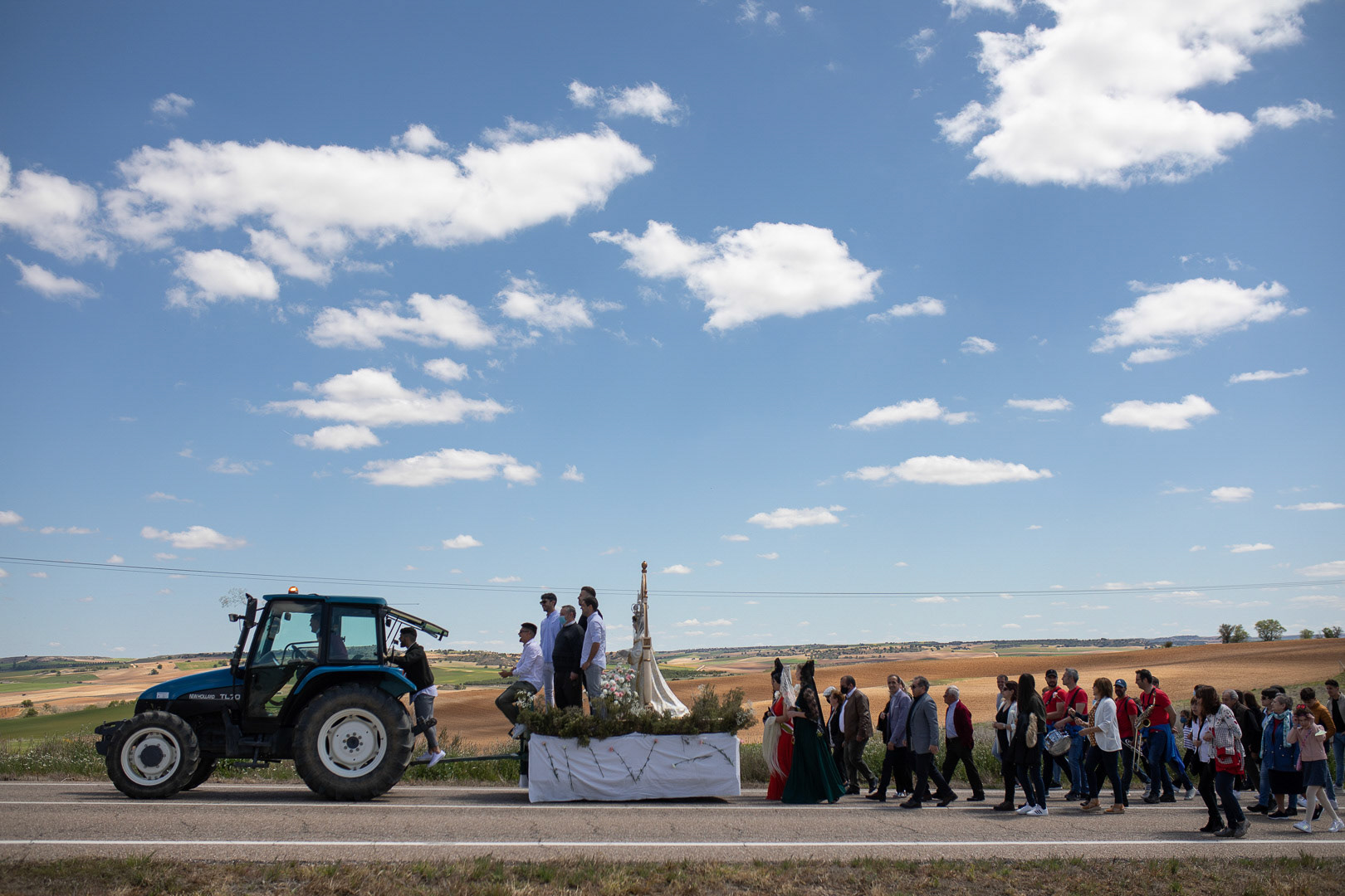 LA BOVEDA DE TORO. ROMERIA LUNES DE AGUAS VIRGEN DE LAS NIEVES