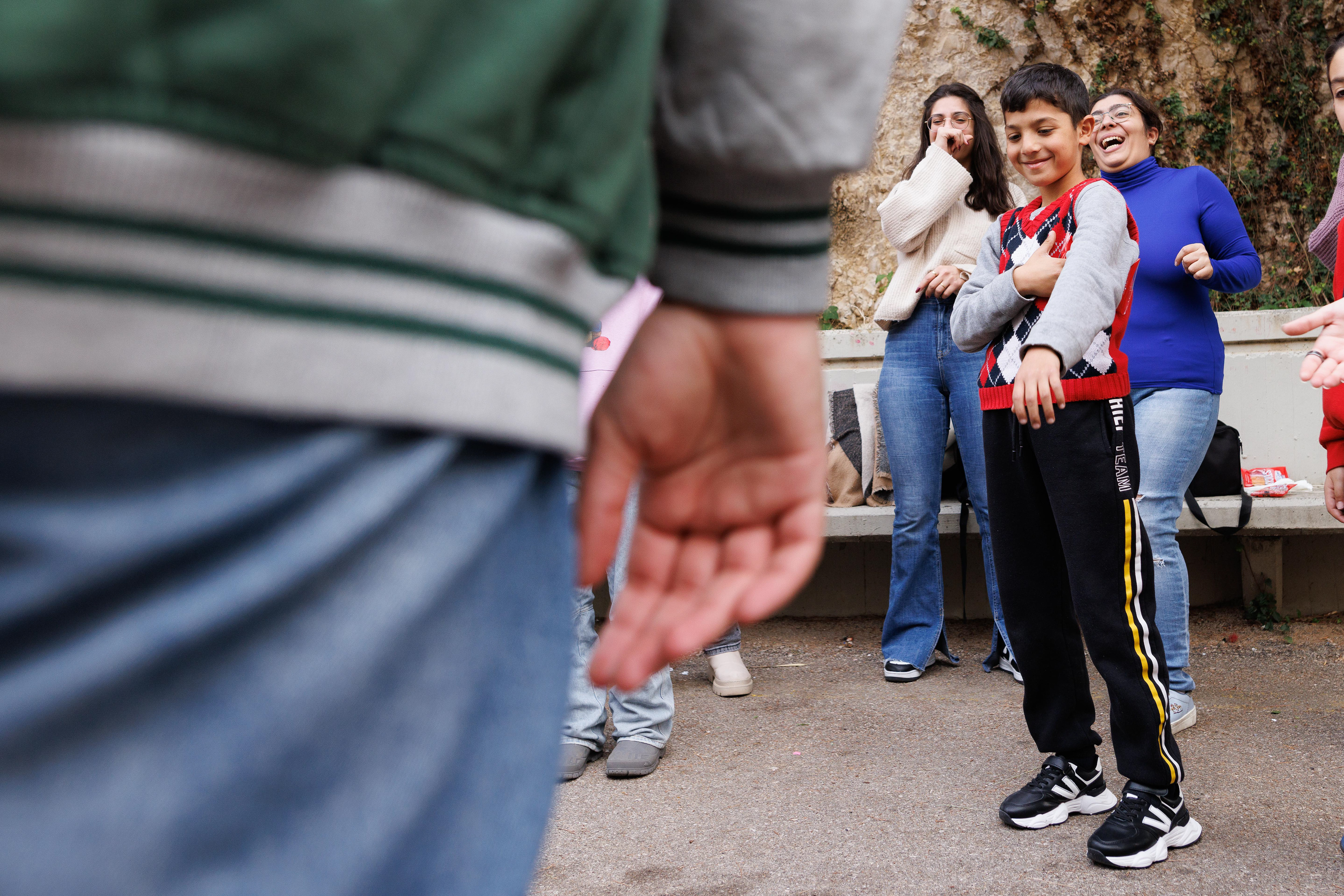 Children at play in a displacement center amid the ongoing conflict. Photo © Marek Ladziński / FORUM