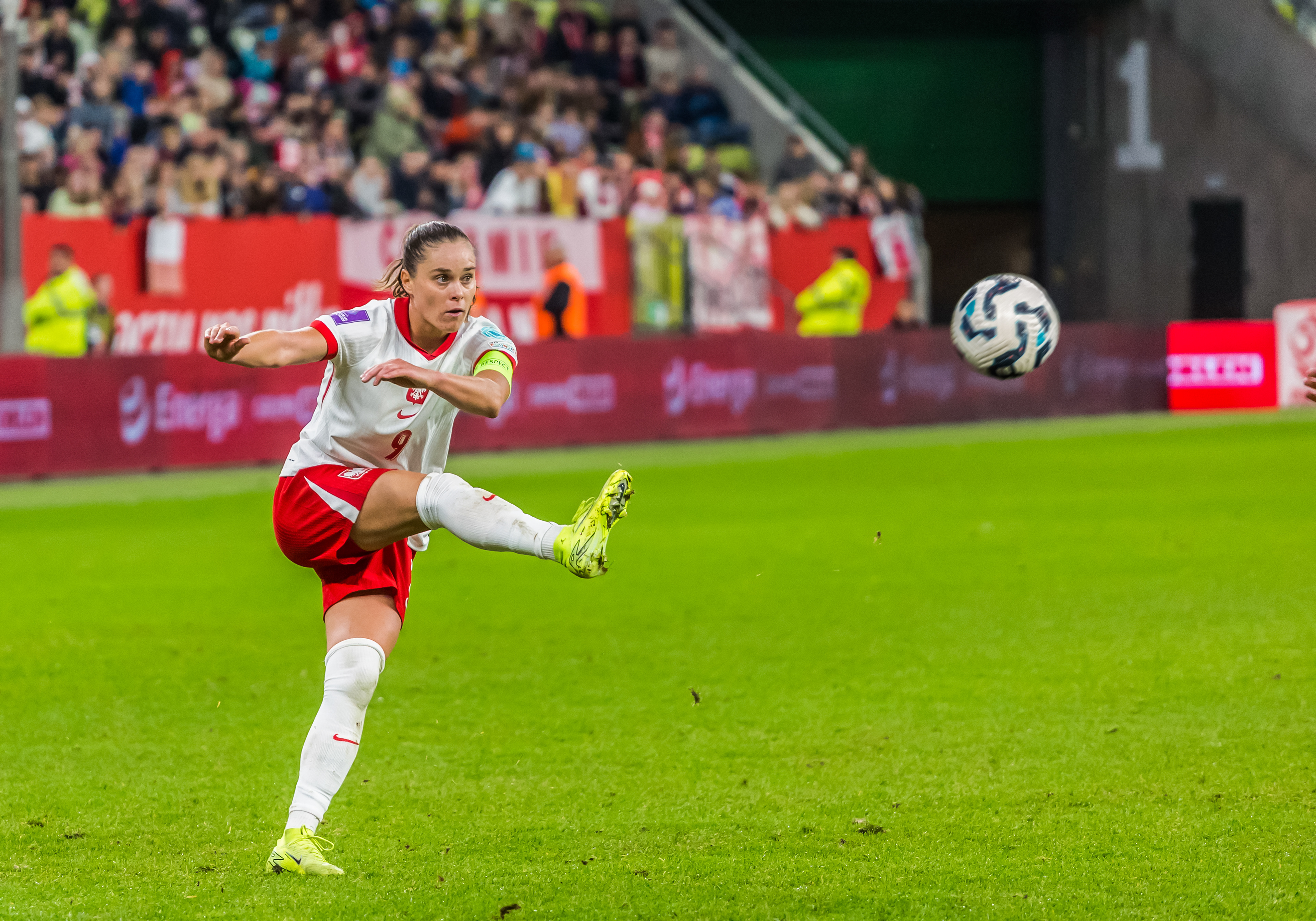 Ewa Pajor in Poland’s 4-1 win over Romania, Euro qualifiers, Gdańsk, Oct 29, 2024. Photo © Marek Ladzinski / FORUM