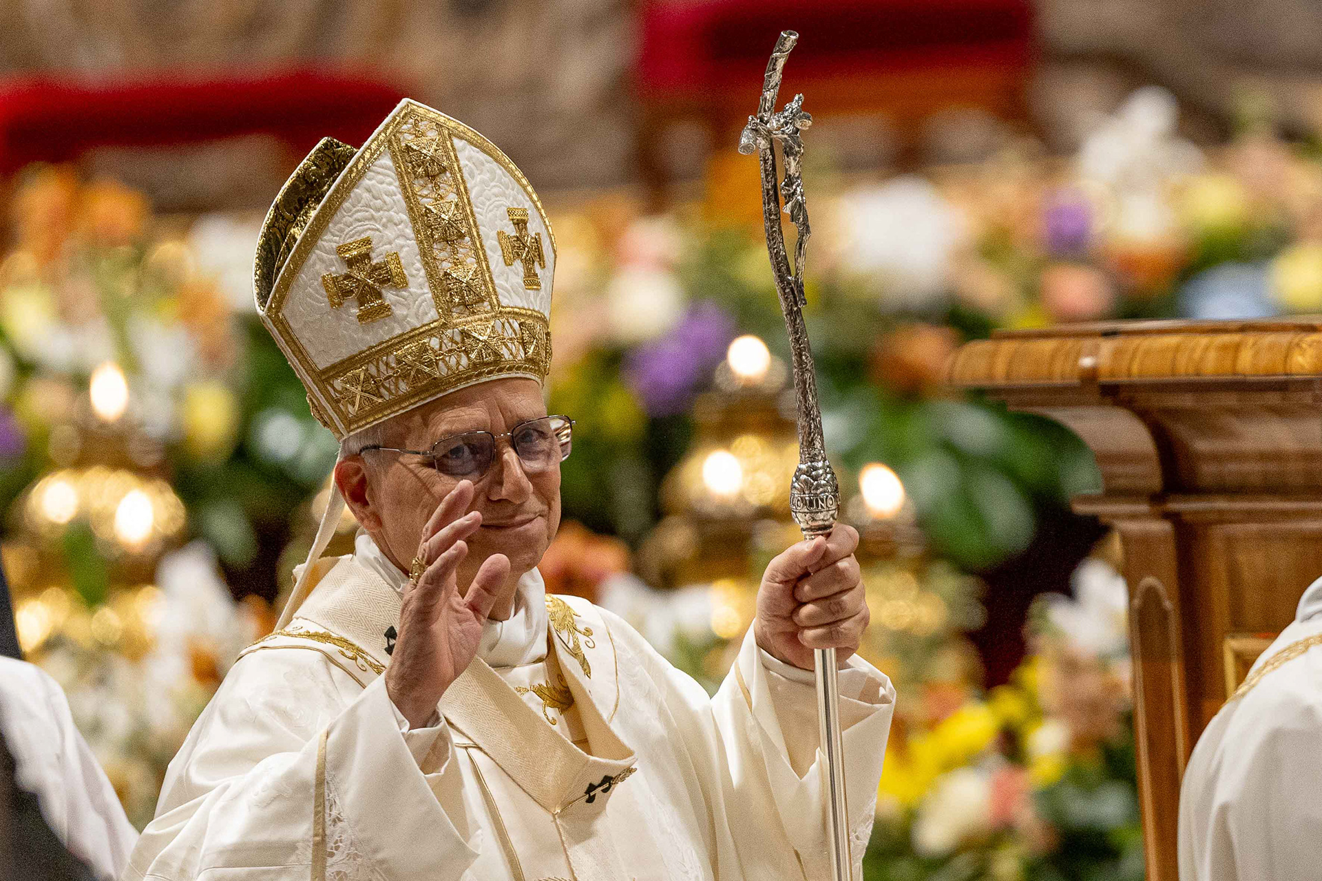 The Pope greeting the faithful. © Marek Ladzinski / Zuma Press