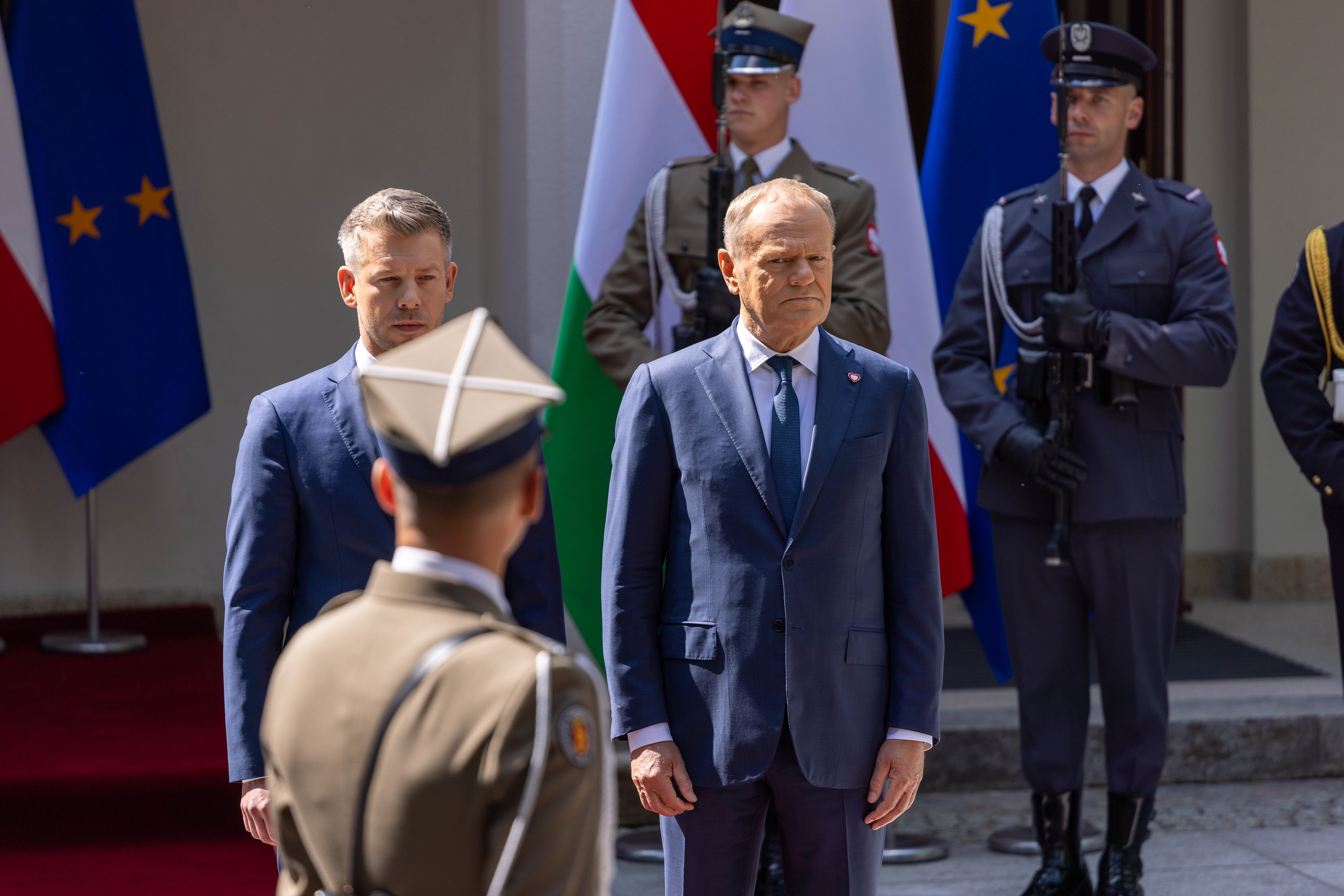 Polish Prime Minister Donald Tusk welcomes Hungarian Prime Minister Peter Magyar during his first official visit to Poland. Photo © Marek Ladzinski