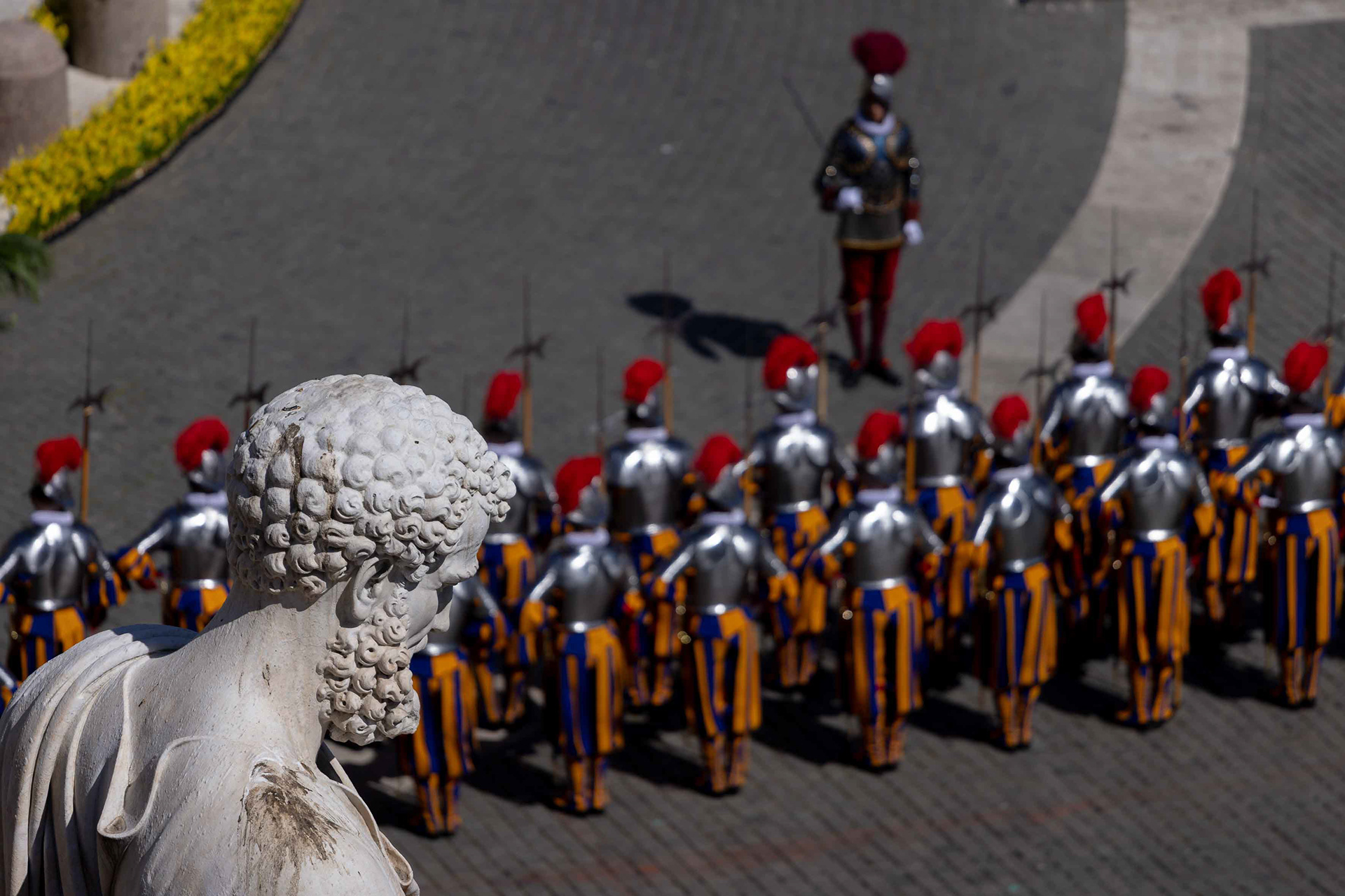 Swiss Guard during Easter Mass. © Marek Ladzinski / Zuma Press