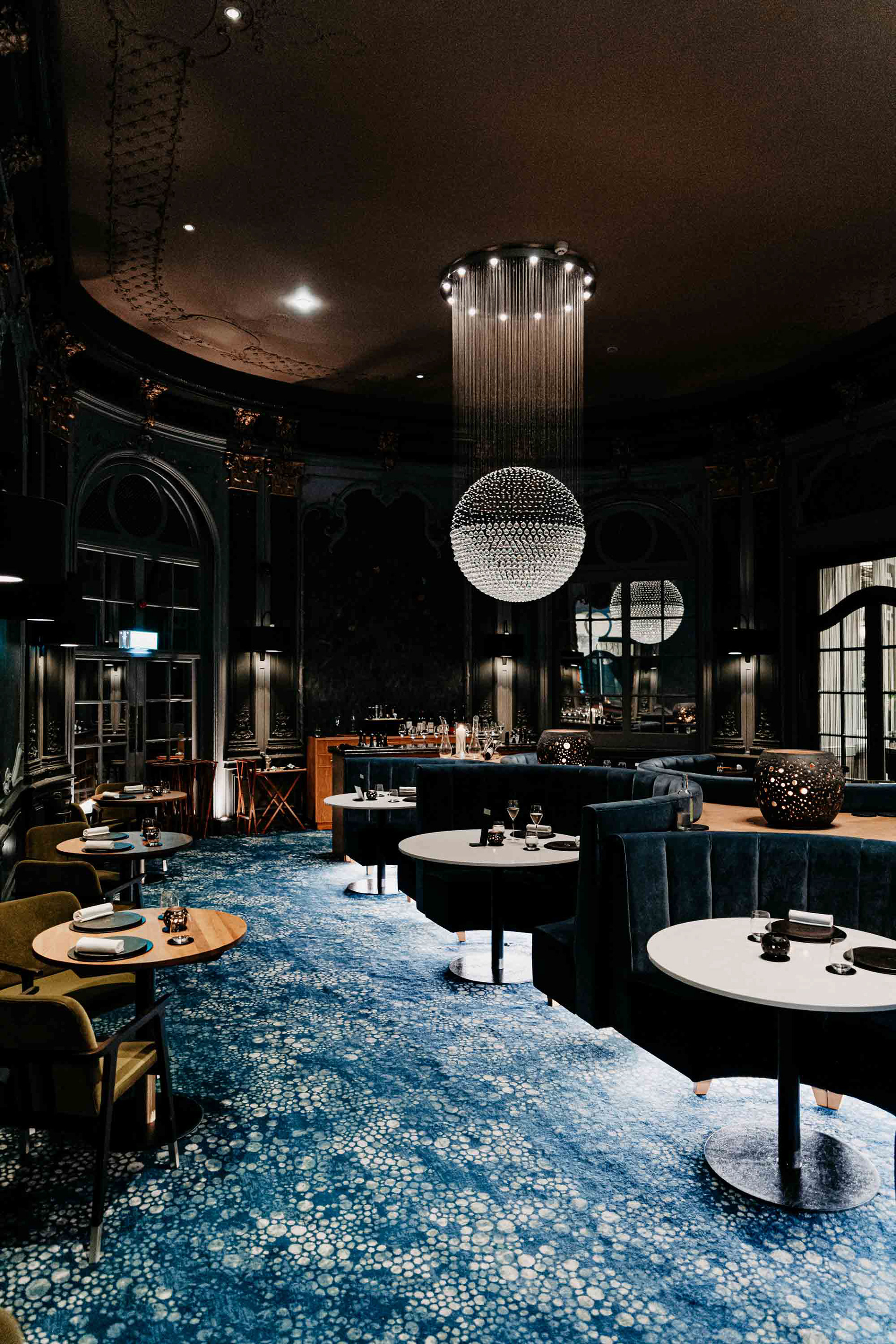 RESTAURANT I