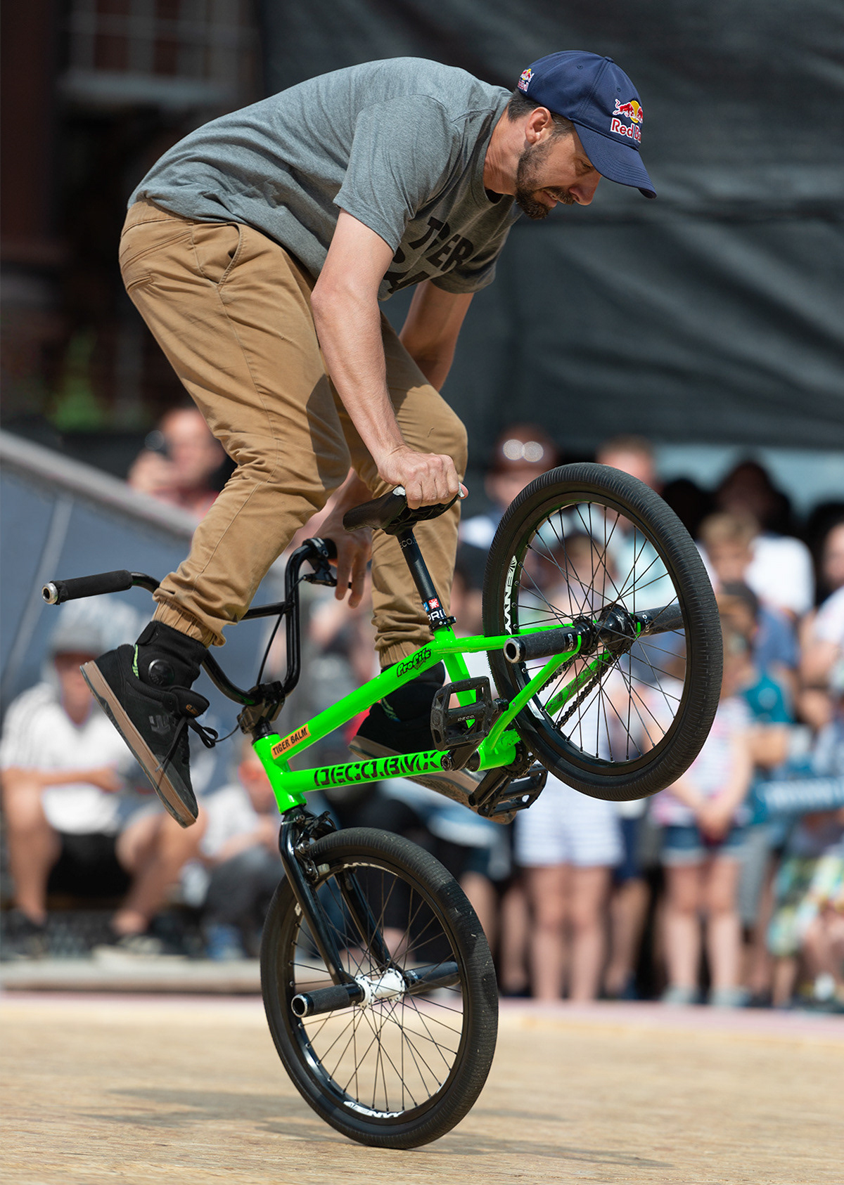Terry Adams performing during a BMX flatland competition