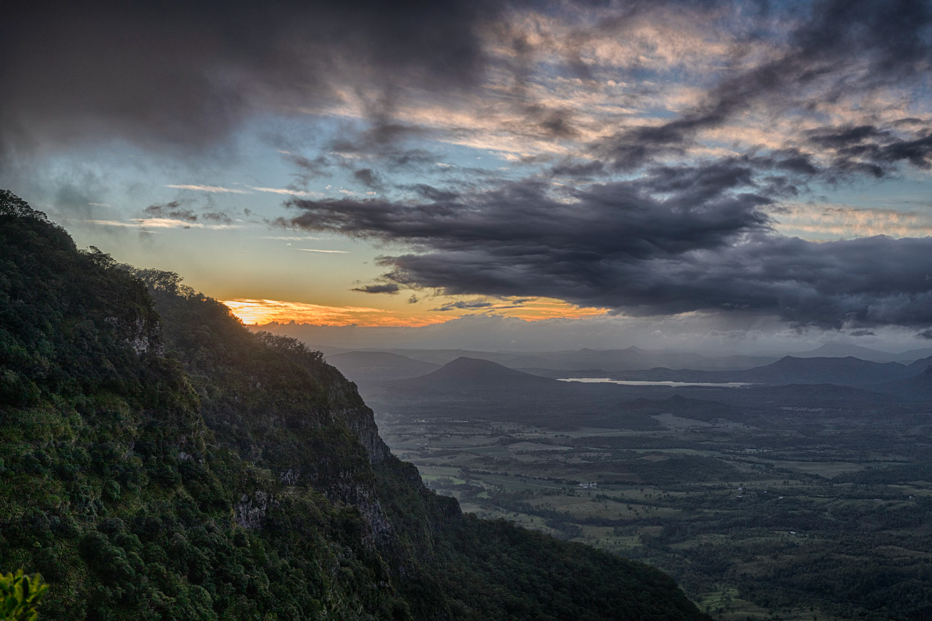 Sunrise, Main Range National Park, Goomburra