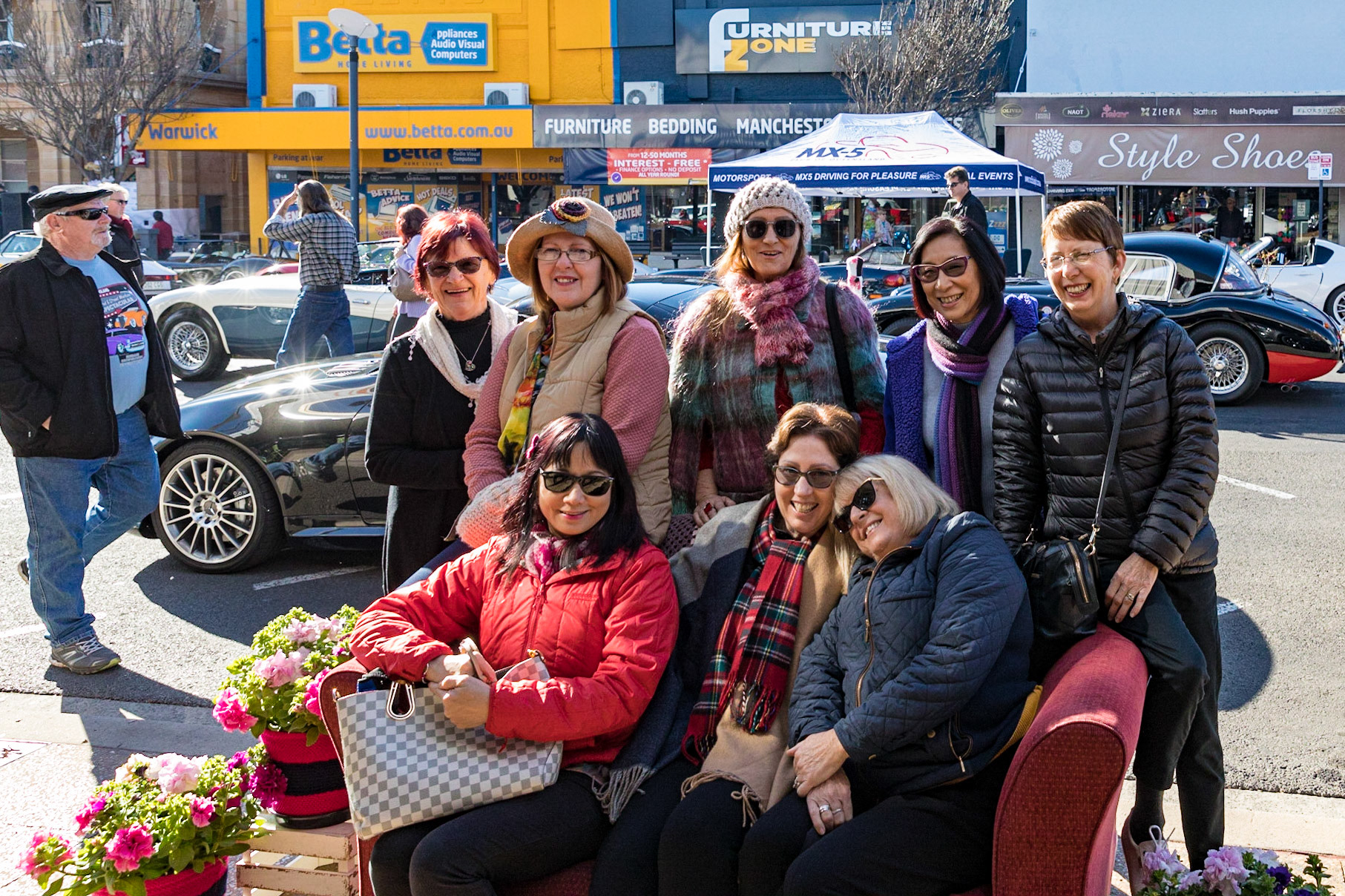 Grand Automobile Display on Palmerin