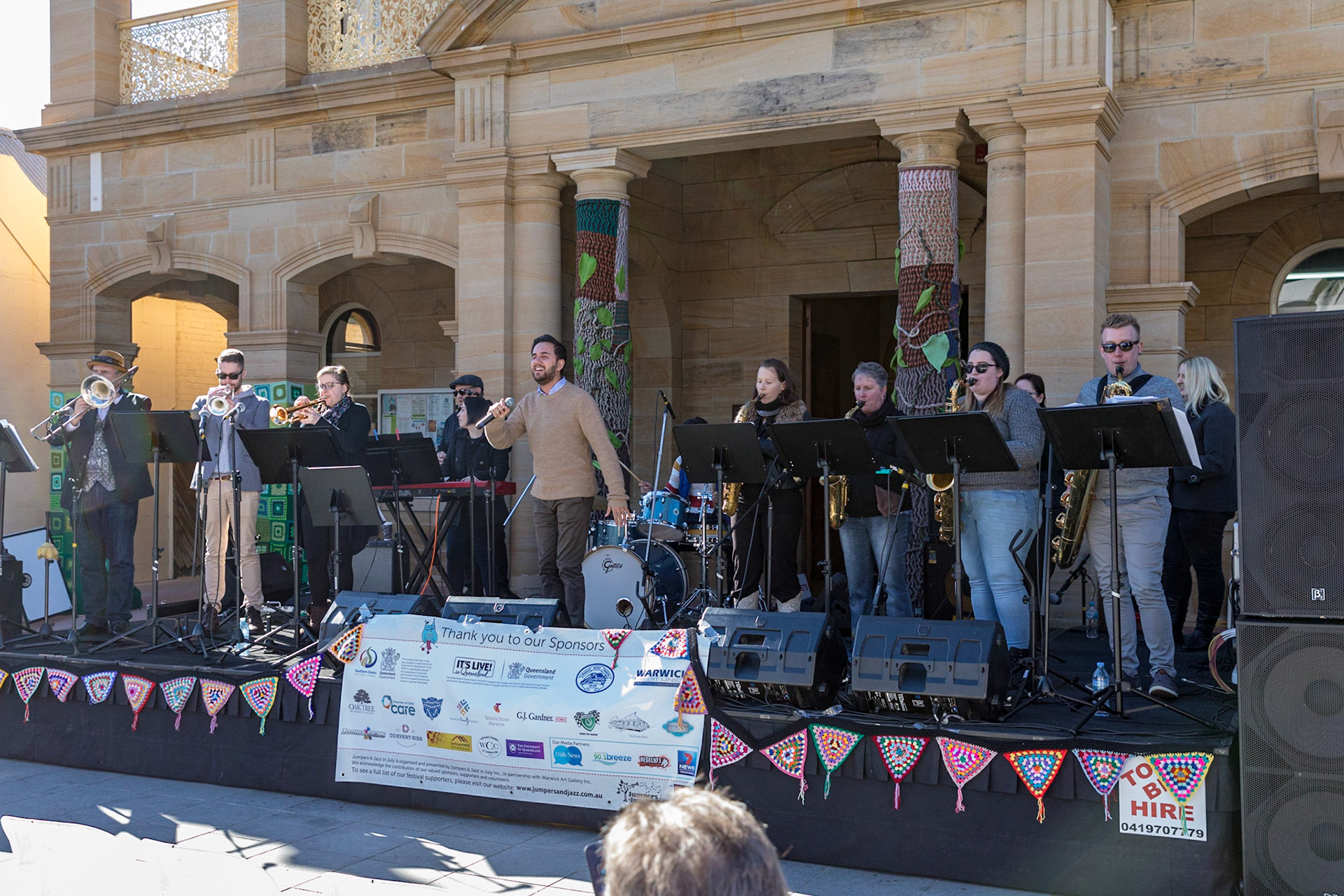 Grand Automobile Display on Palmerin