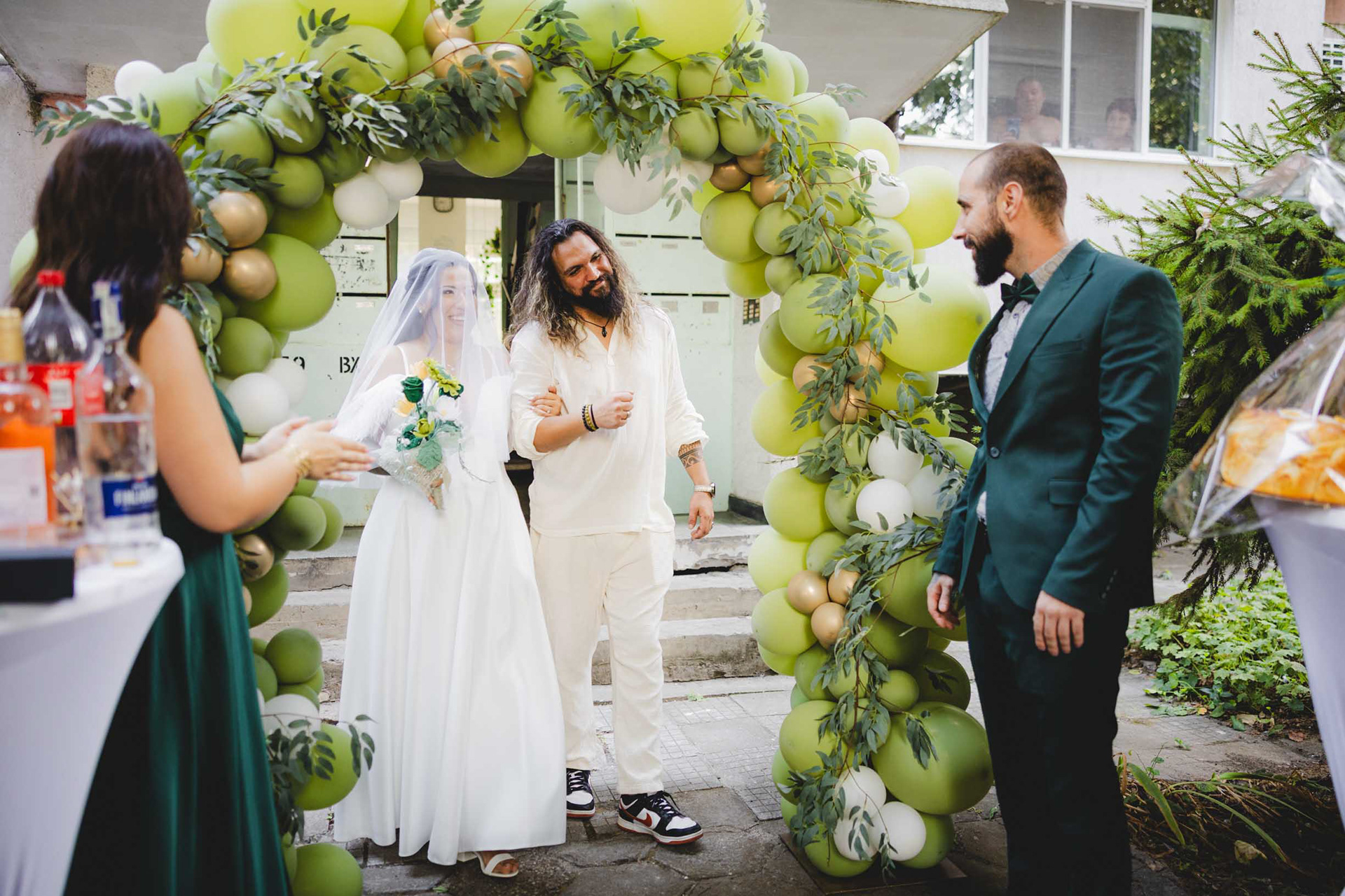 Първи искрен поглед, между Росен и Анна-Мария.