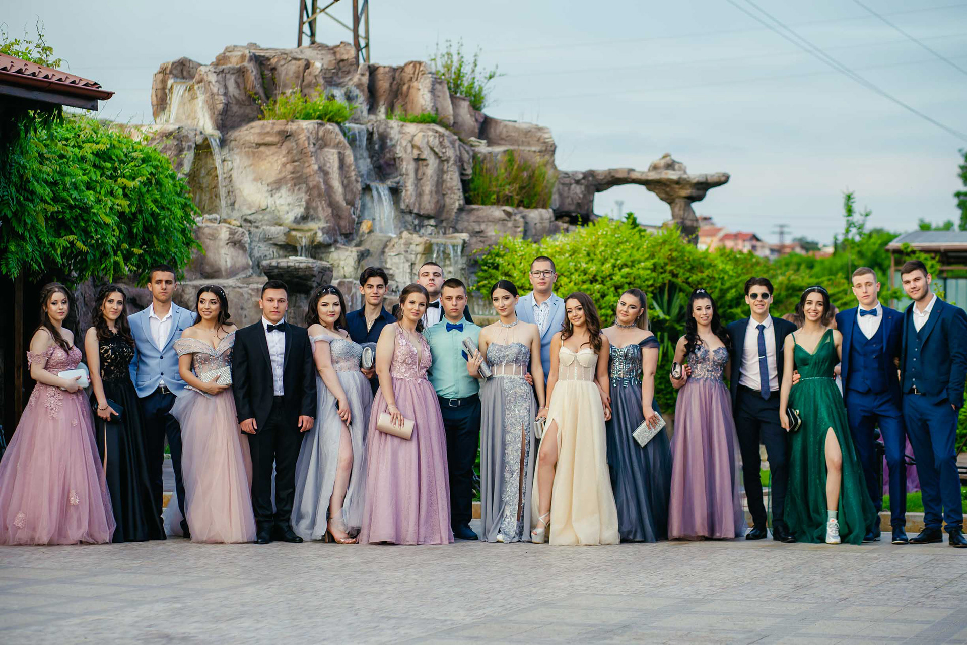 Снимка на клас. Абитуриентска фотосесия в Айтос.