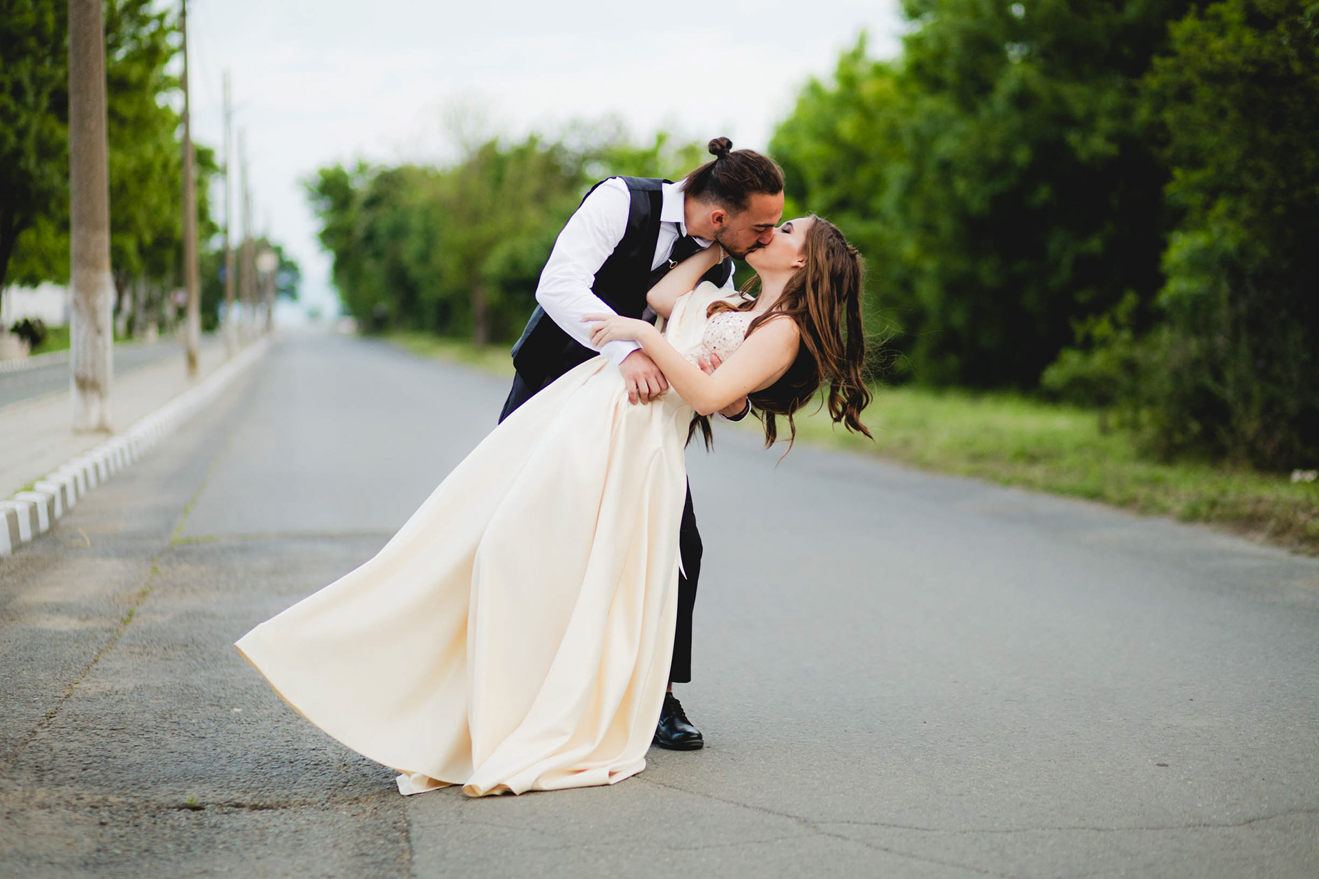 Фотосесия на влюбена двойка абитуриенти в Несебър.