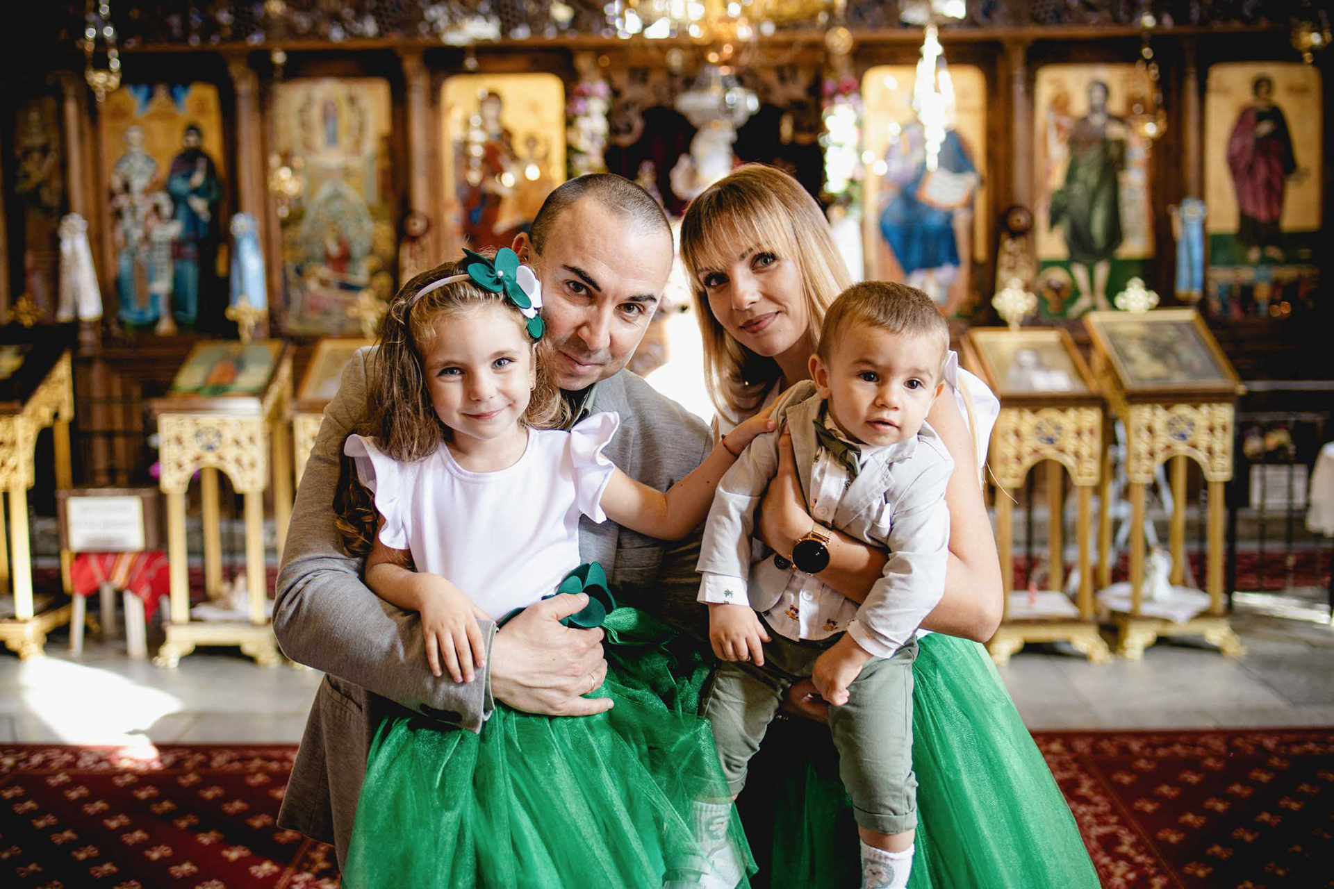 Кръщение в храм 