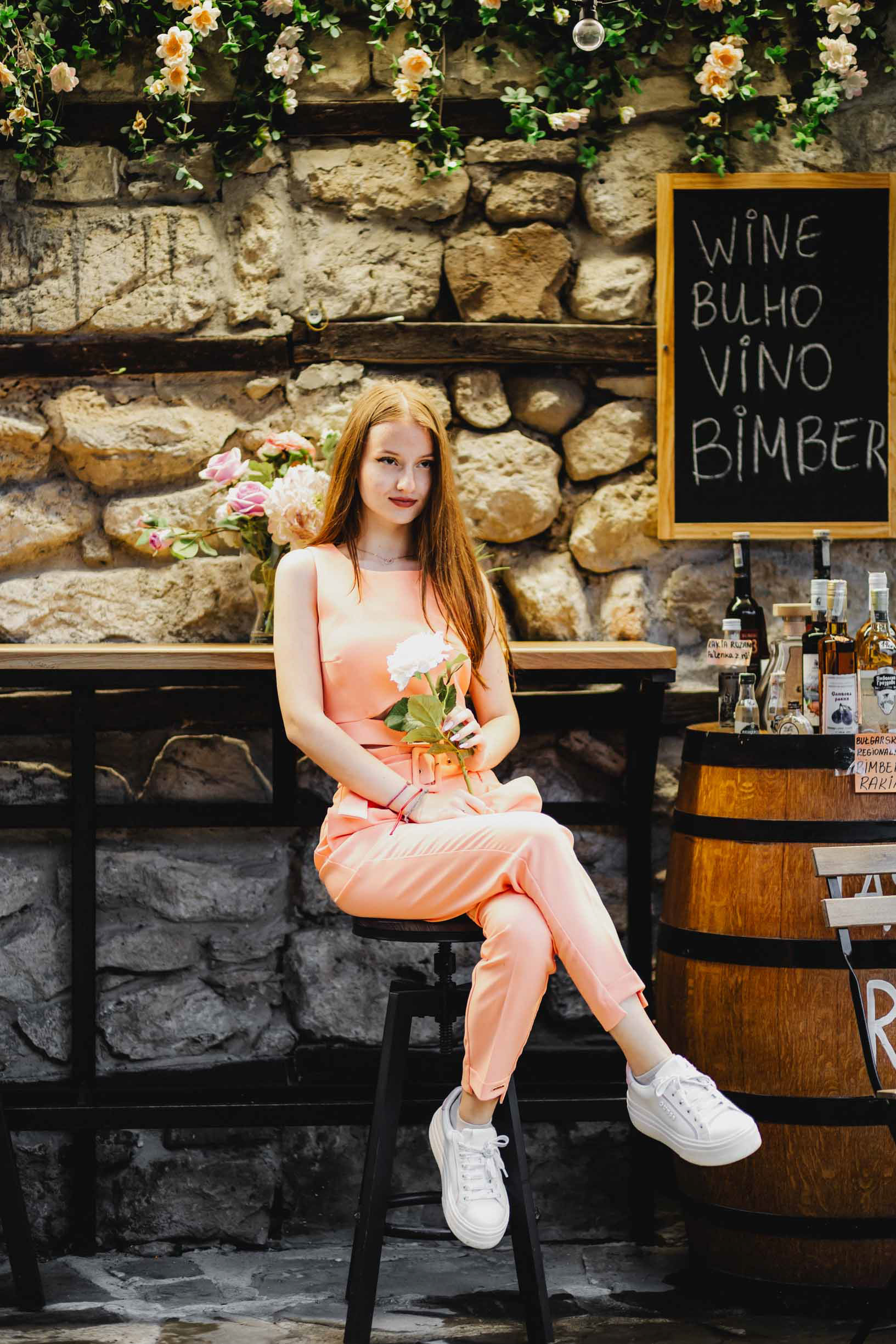 Снимки за завършване. Професионална фотография за фотоалбуми в стария град Несебър