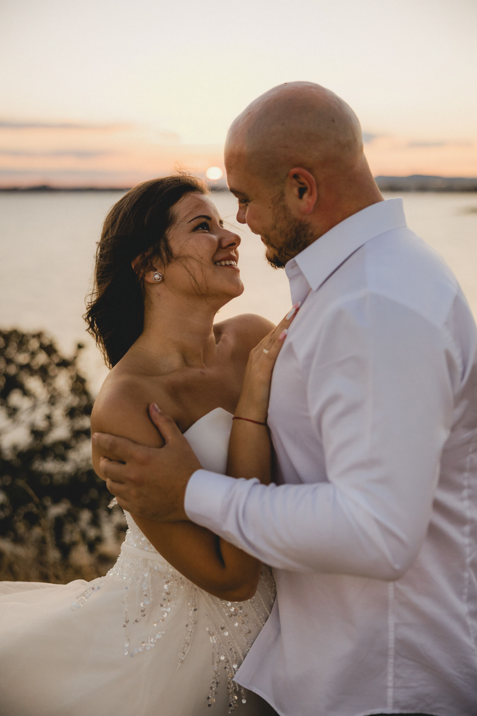 Ласки и любов на скалите в Несебър