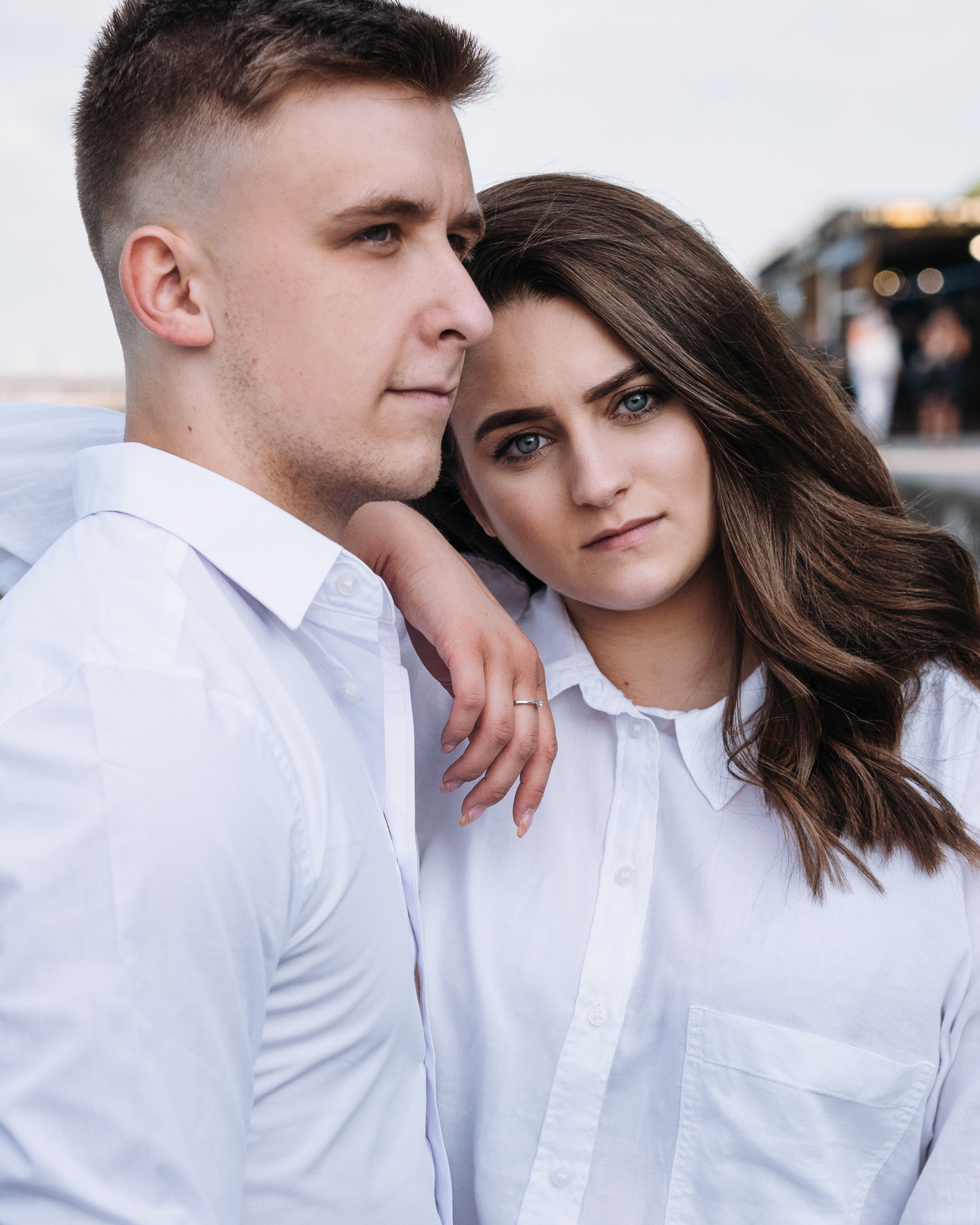 Sesja plenerowa pary nad Wisłą w Warszawie. Fotograf Warszawa