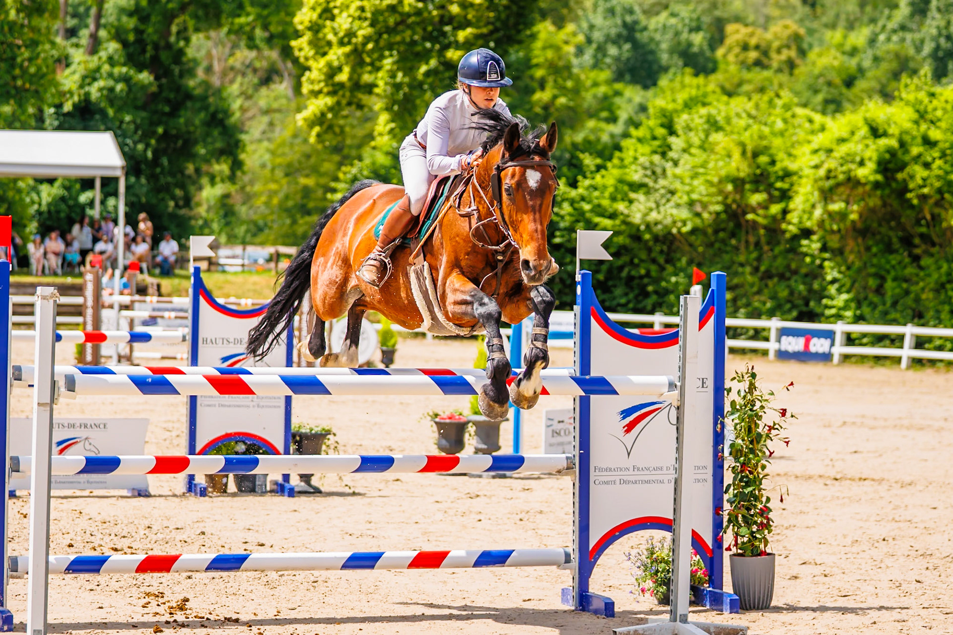 Royal Jump au Château de Brétichère 11