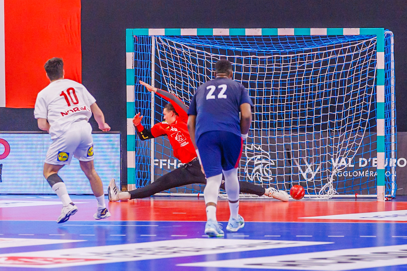 Tiby handball, France VS Danemark 90