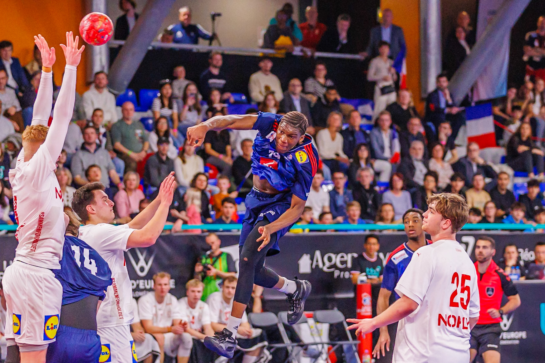 Tiby handball, France VS Danemark 99