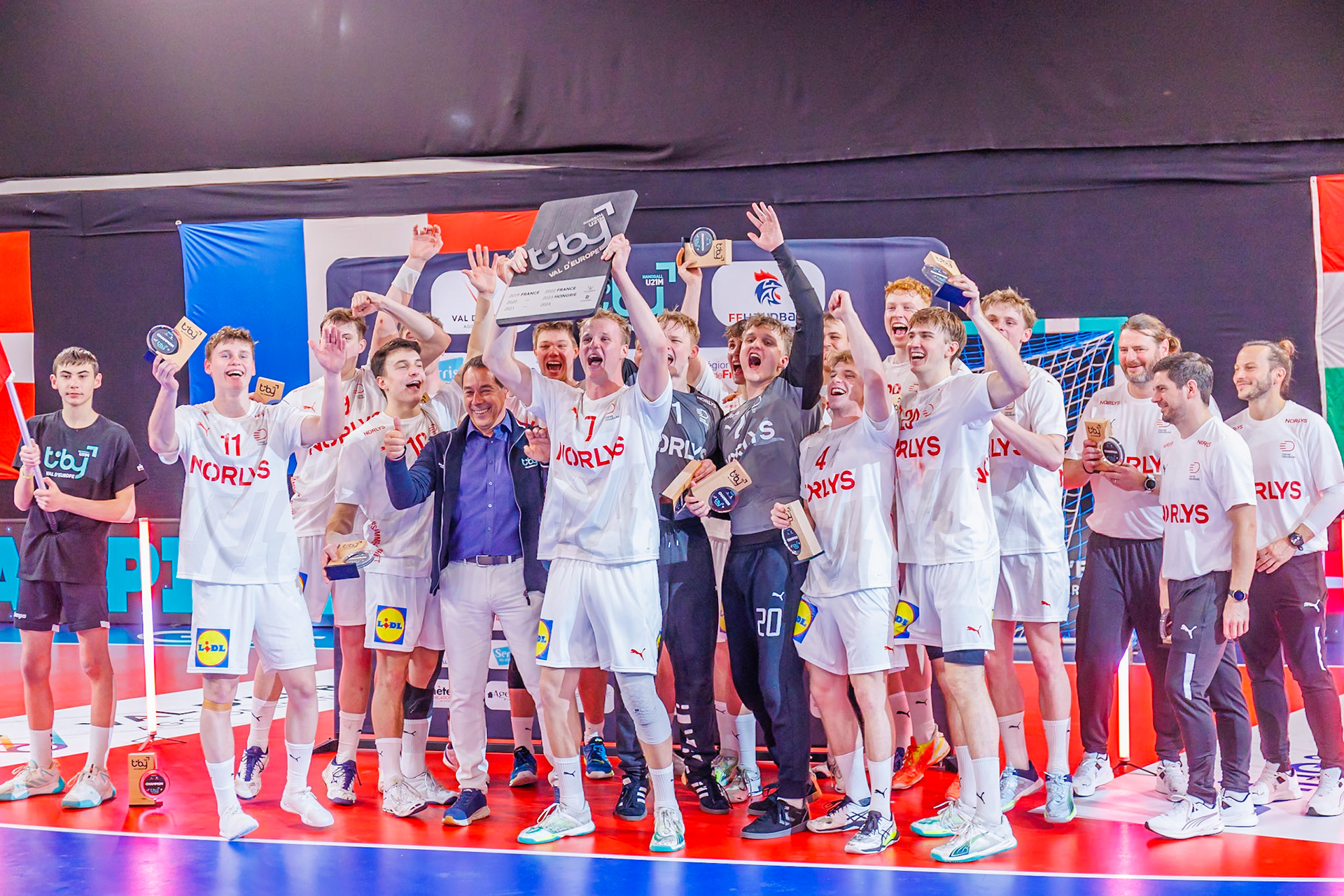 Tiby handball : Podiums 145