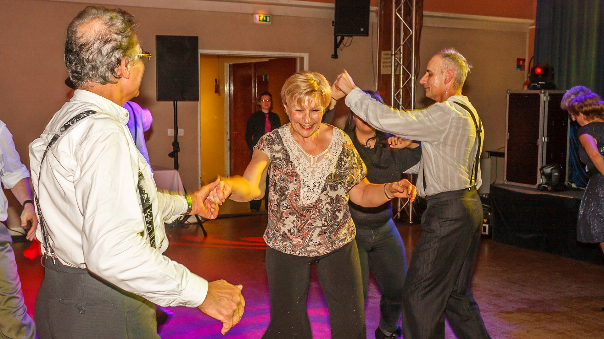 Soirée K'Danse, années 40 à Vaujours (93)
