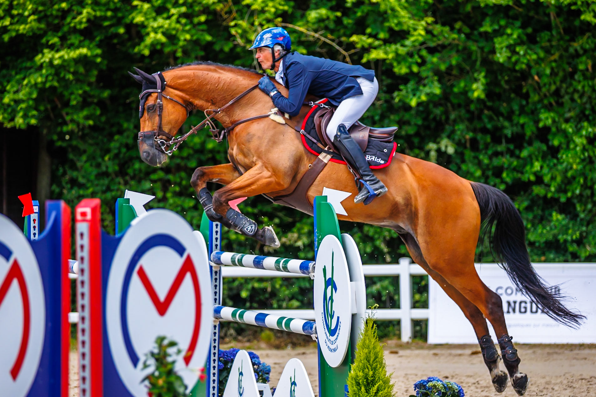 Royal Jump au Château de Brétichère 31