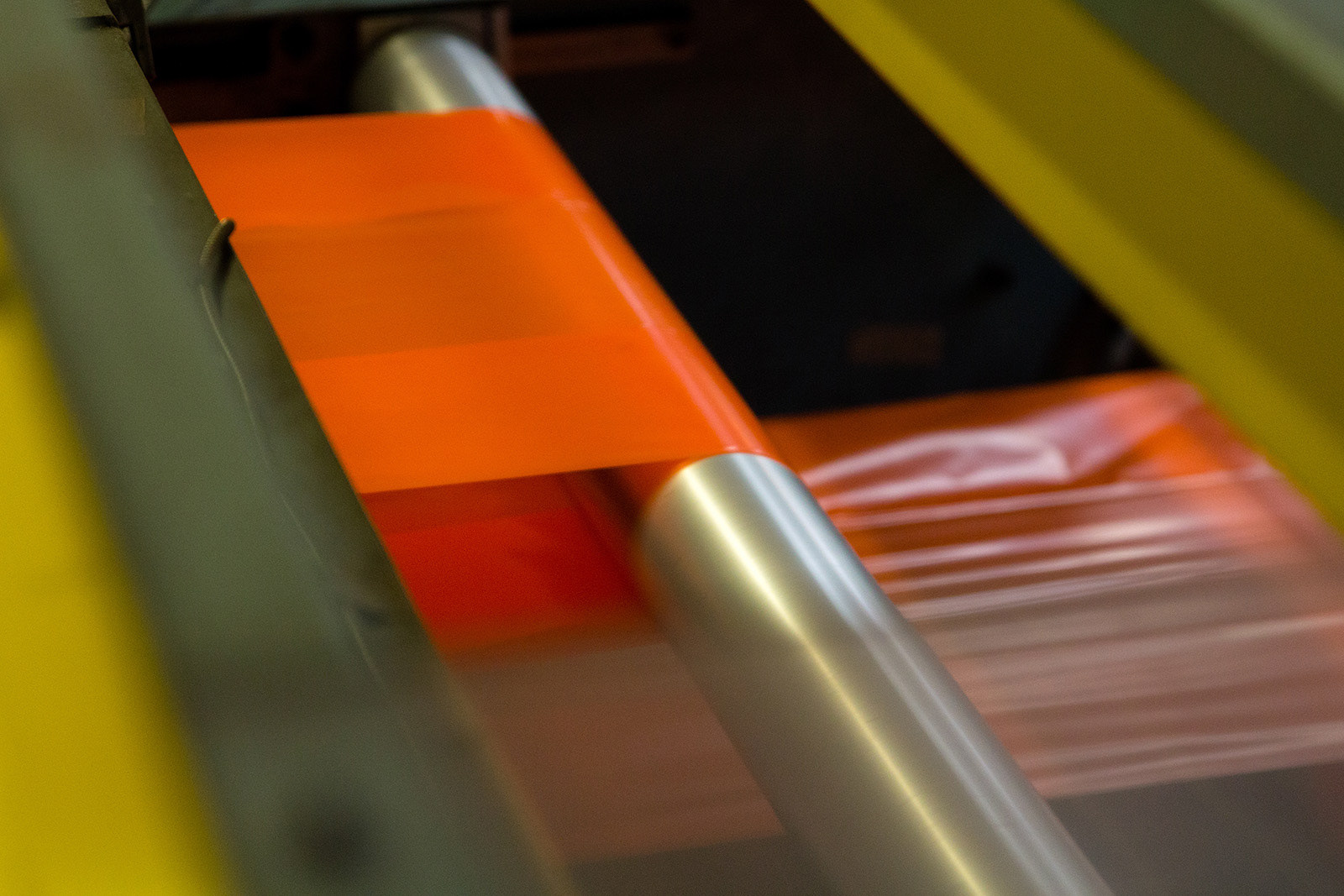 Laminate Material Roll Feed