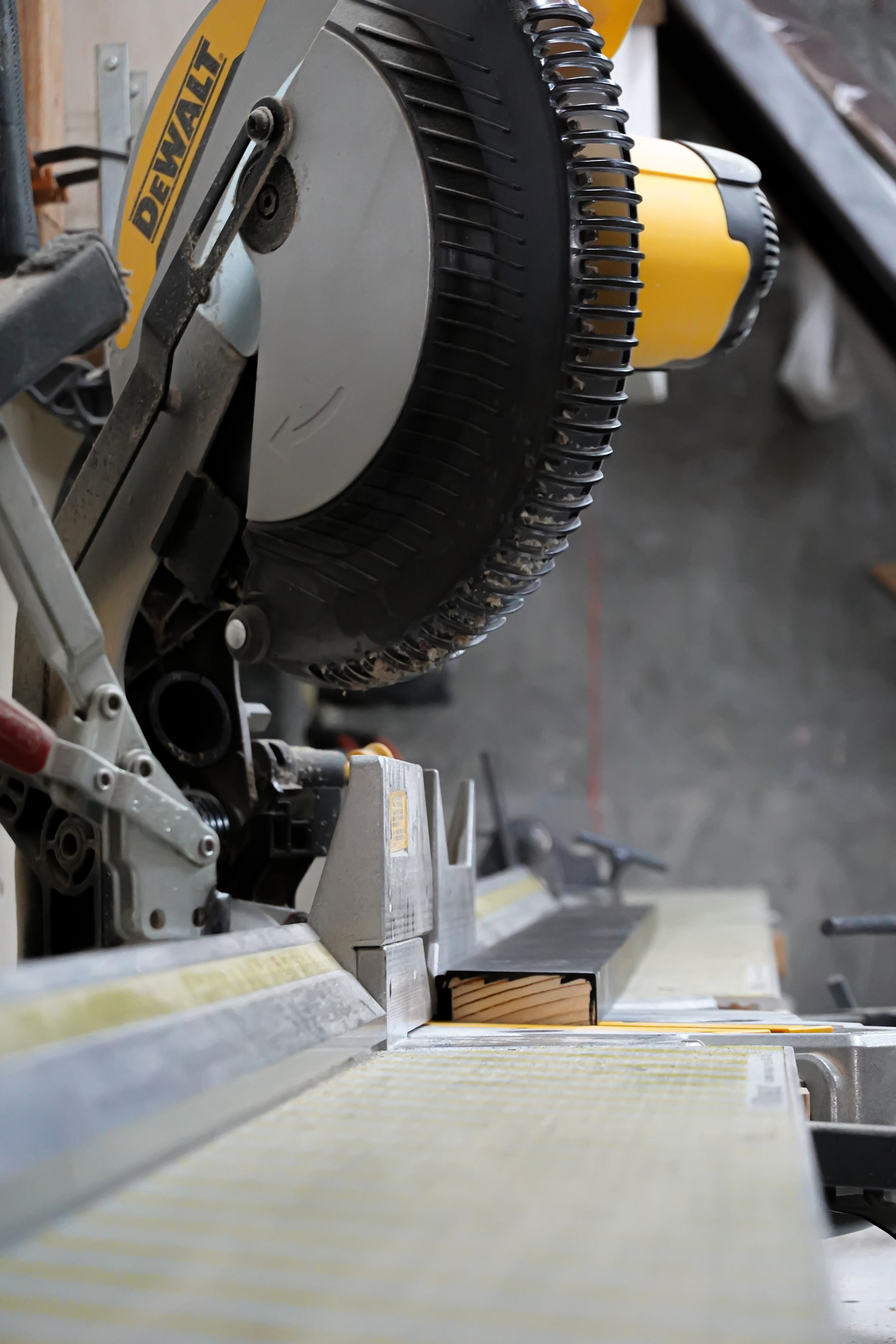 Table Saw Frame Moulding Cutting