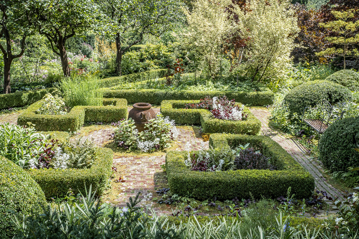 Hollister House Garden, Washington, CT