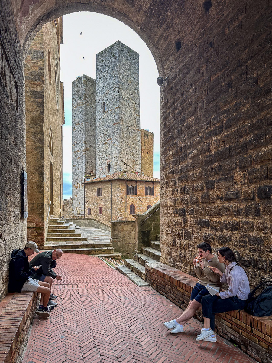 Breaking for Lunch, San Gemigniano