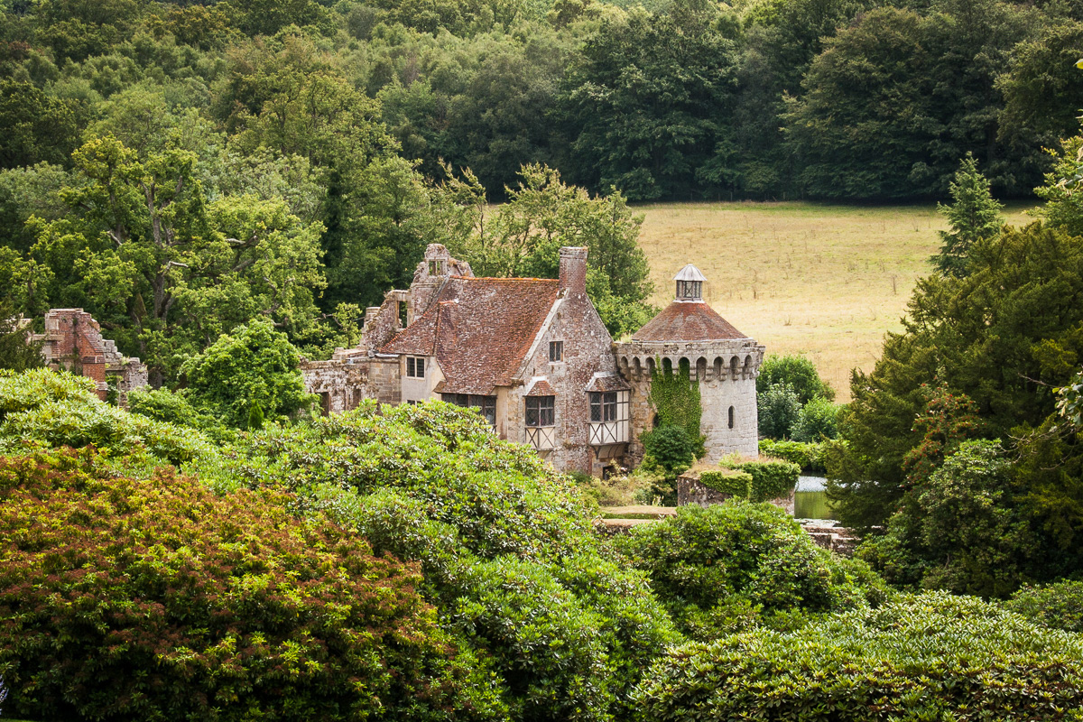 Scotney Castle Garden