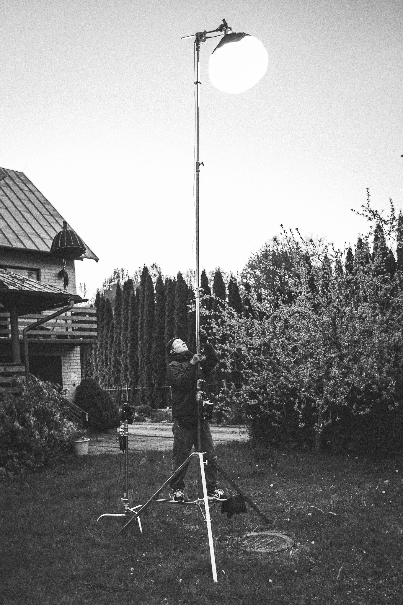Trumpametražio filmo "Outside The City" scena