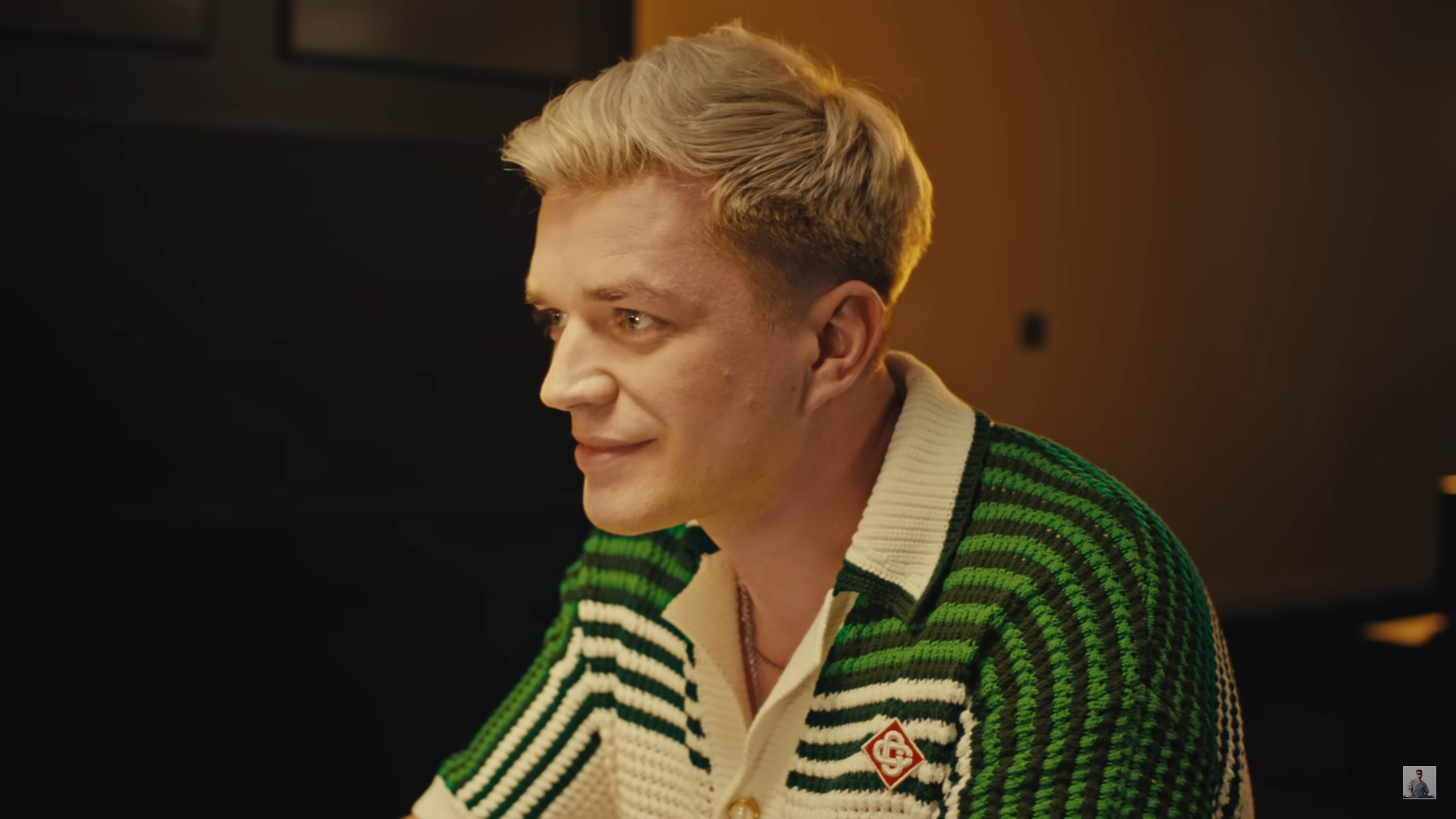 Jovani, Karališka Erdvė - Iš Lėto Leidžiasi Saulė (feat. Remis Retro)