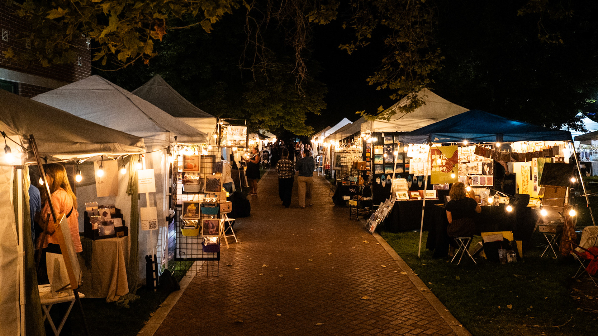I spent the evening here with my bride of 42 years, showing off some the work you've seen here. It was fun talking to the folks who came out to support their local artists.