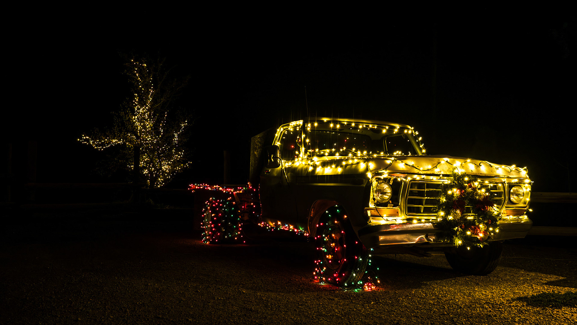 I wonder if this is the Ford Glenn Fry wrote and sang about? "Its a girl, my Lord in a flatbed Ford."