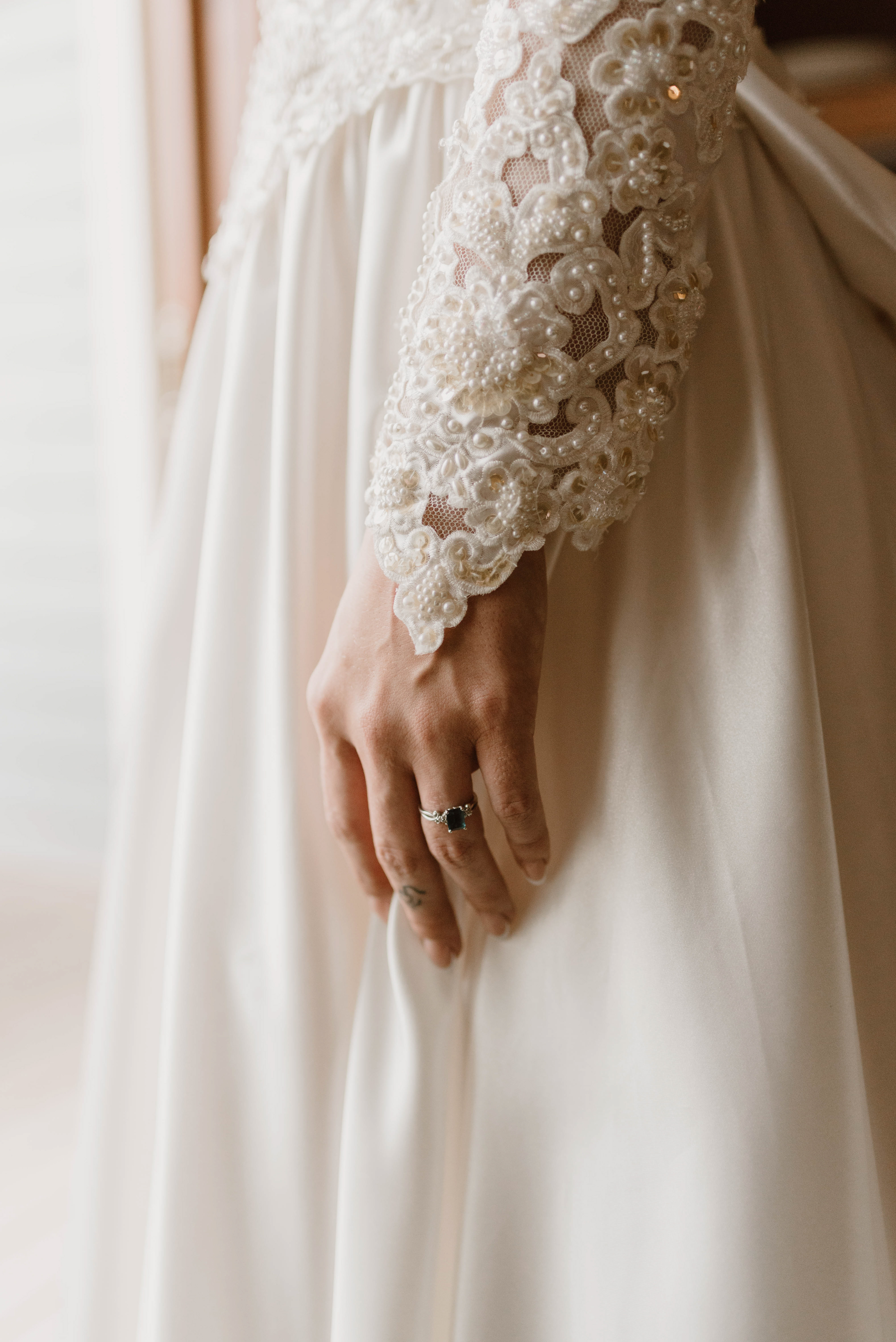 Gorgeous Wedding Photos Madeline Island Inn Madeline Island, WI Libby Aos Photography
