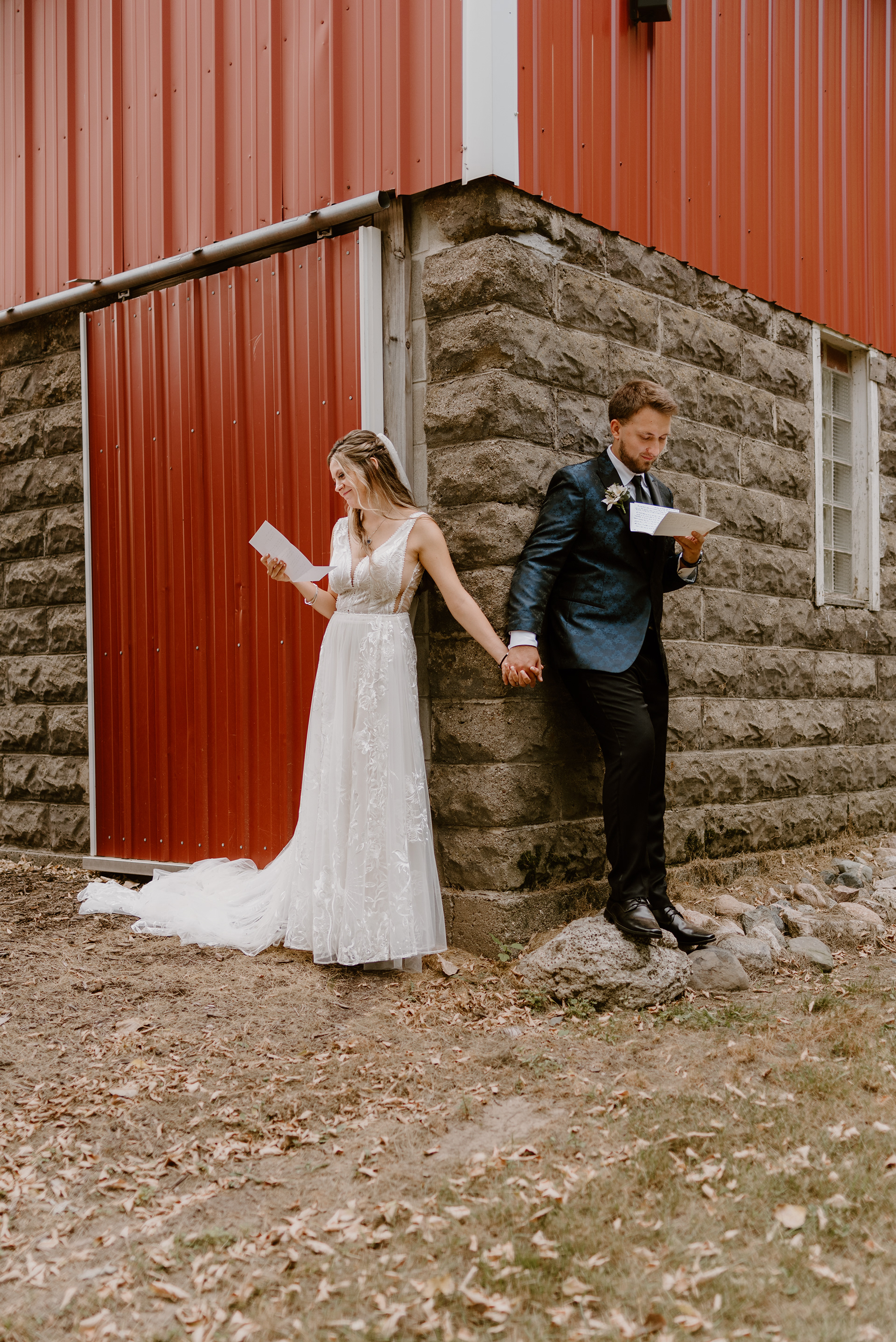 Gorgeous Farm Wedding Minnesota Libby Aos Photography