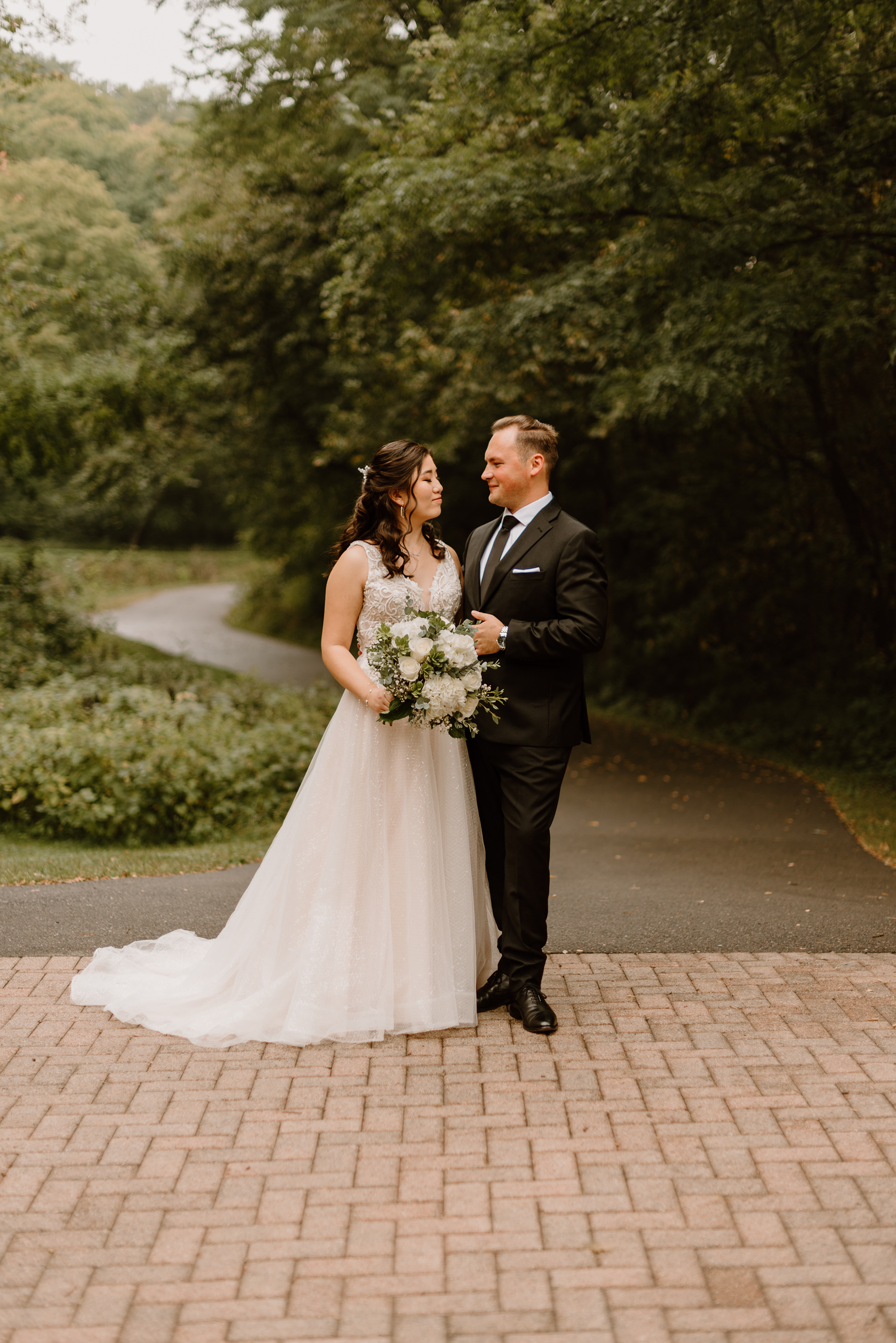 Gorgeous Summer Wedding Minnesota Libby Aos Photography